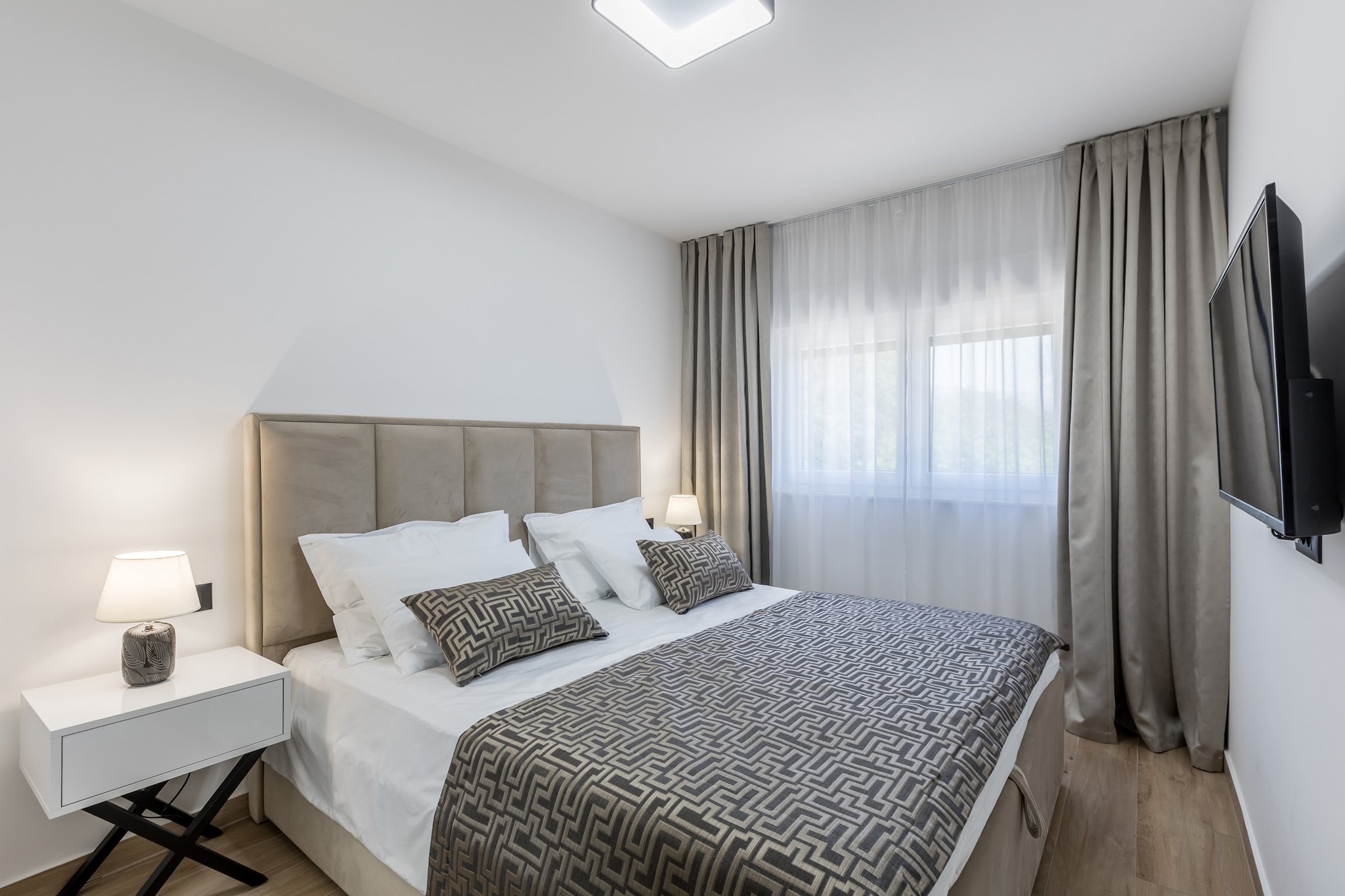 Scenic Kastel Luksic Apartments - Two Bedroom Apartment (owner Penthouse)-Slaapkamer