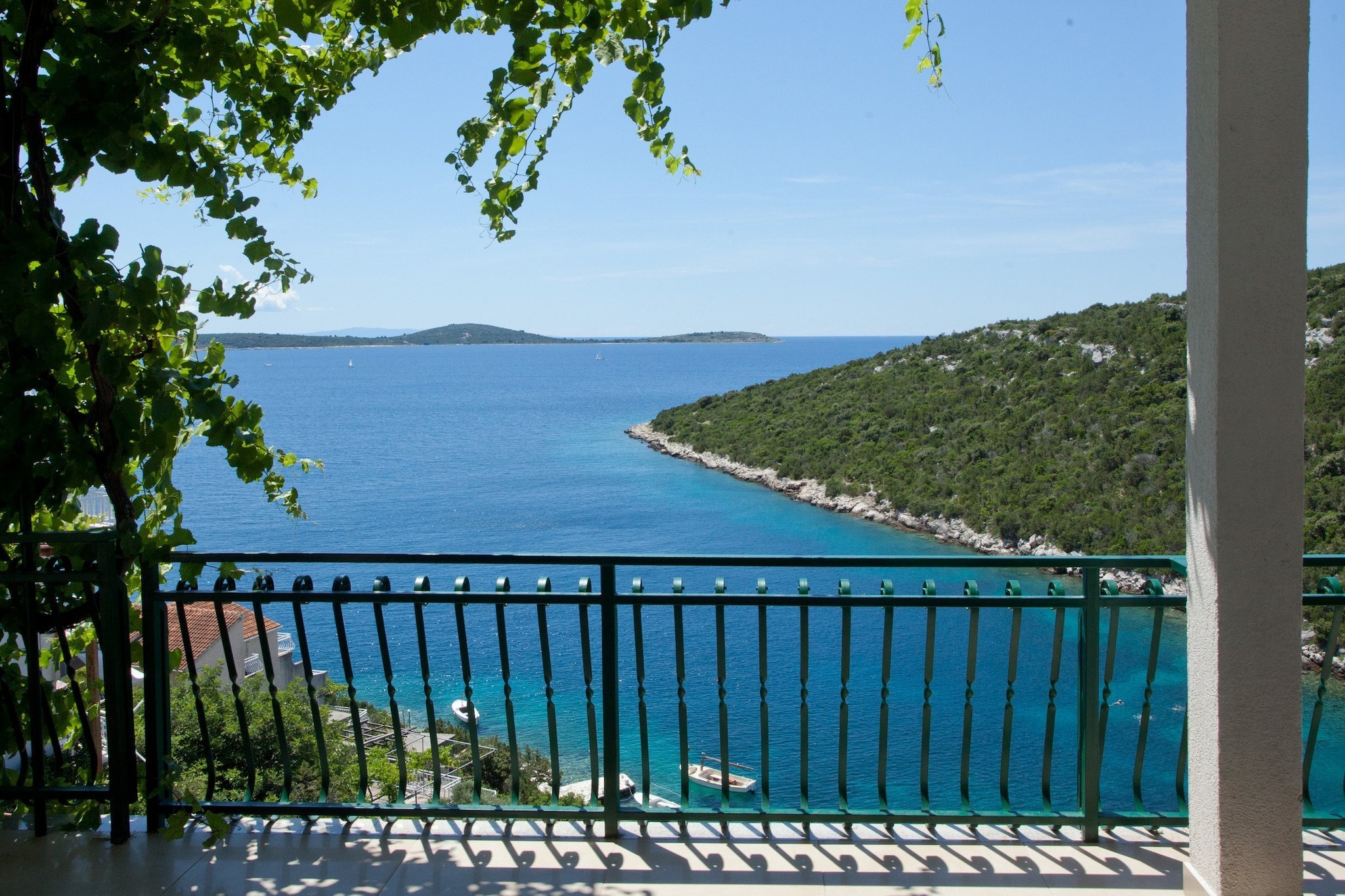 Wonderful Visinisce Apartments with Terrace and Sea Views - Standard Two Bedroom Apartment  (Owner 1)-Terrace