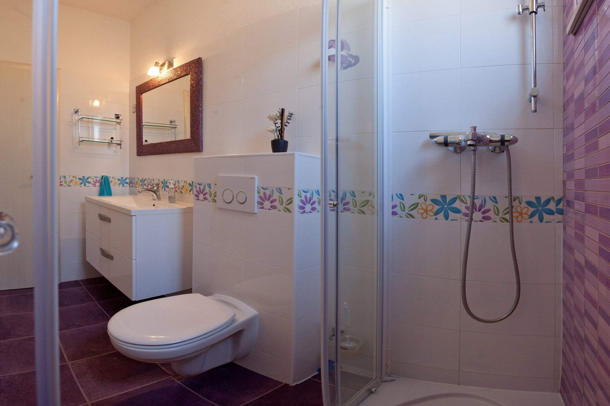 Wonderful Visinisce Apartments with Terrace and Sea Views - Standard Two Bedroom Apartment  (Owner 1)-Bathroom