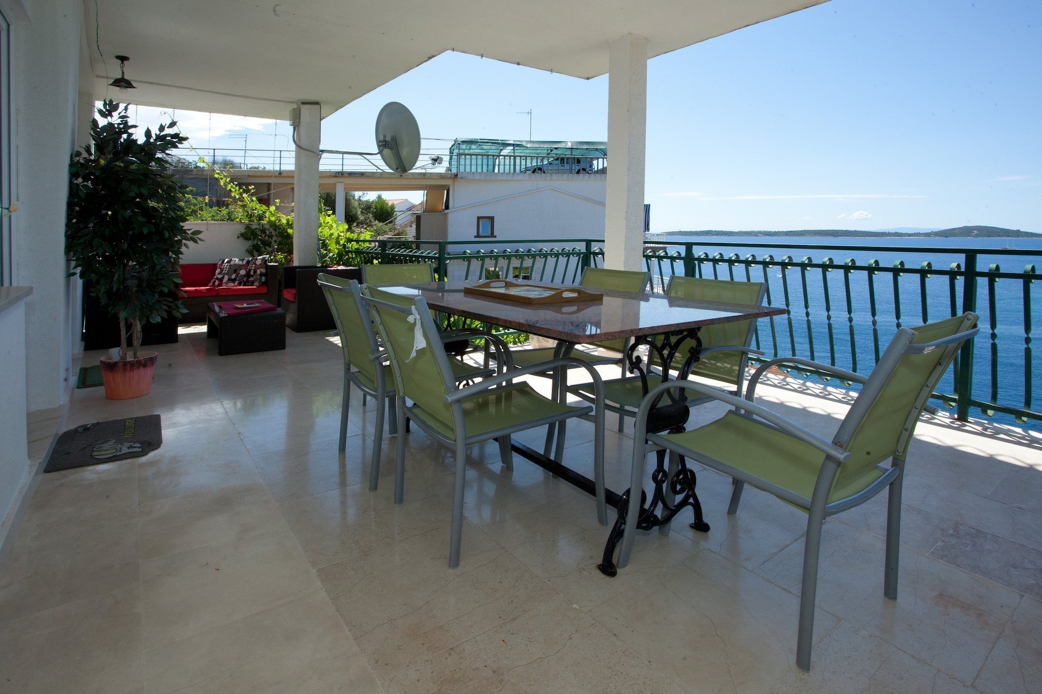 Wonderful Visinisce Apartments with Terrace and Sea Views - Standard Three Bedroom Apartment (Owner 2)-Terrace