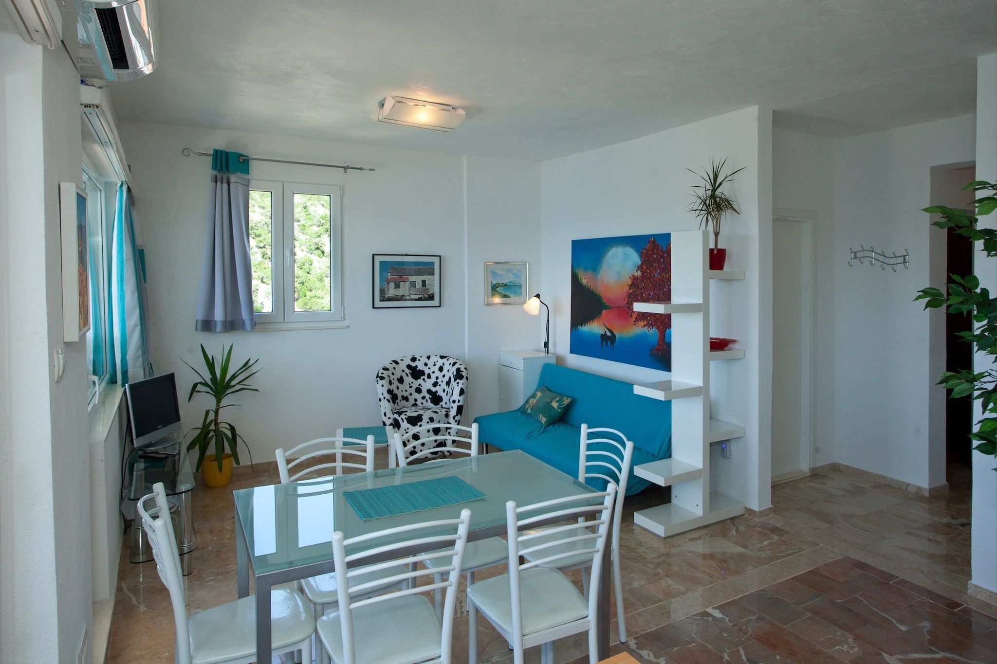 Wonderful Visinisce Apartments with Terrace and Sea Views - Standard Three Bedroom Apartment (Owner 2)-Living room