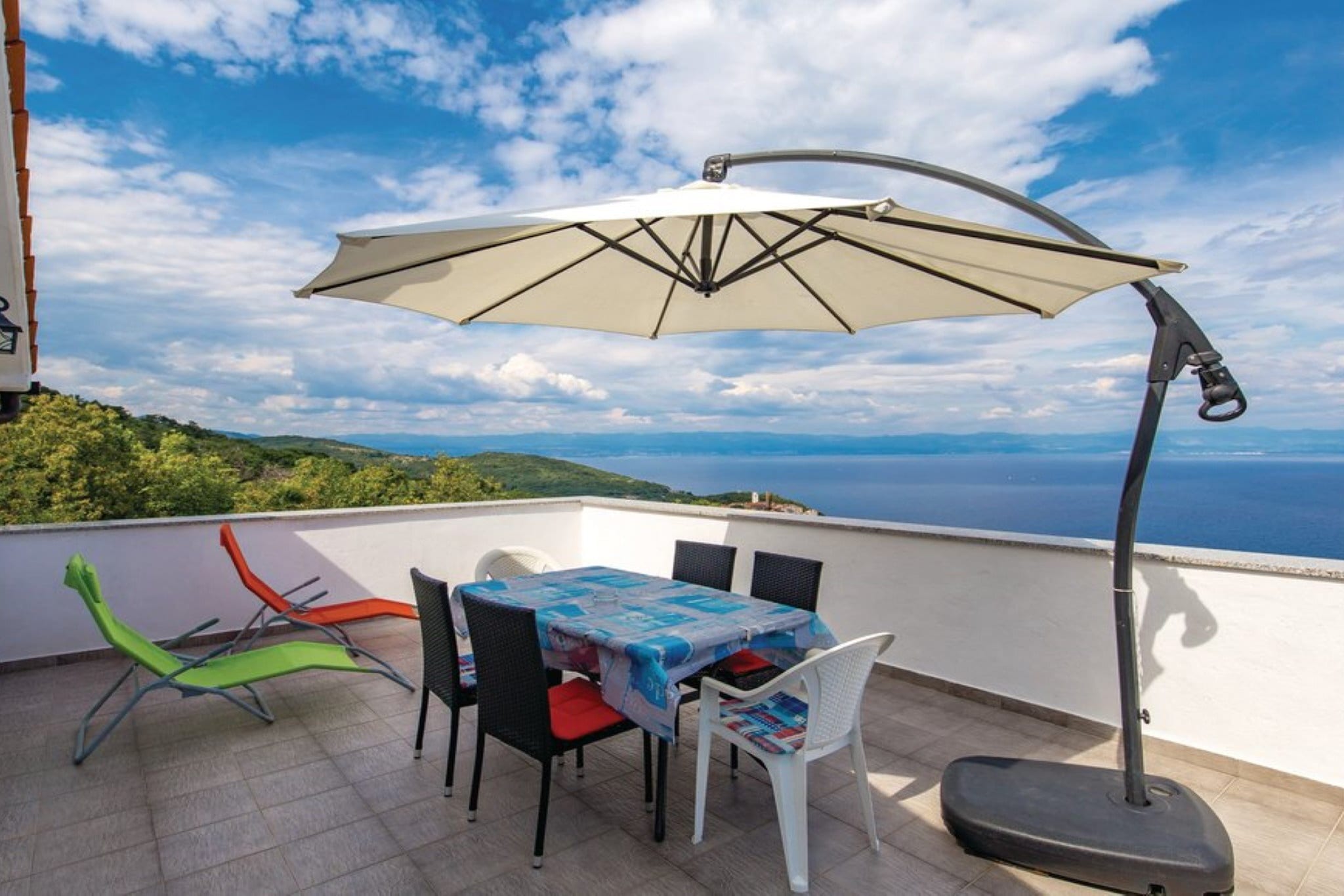 Scenic Seafront Brsec Apartment - Three Bedroom Apartment  with Terrace-Terrace