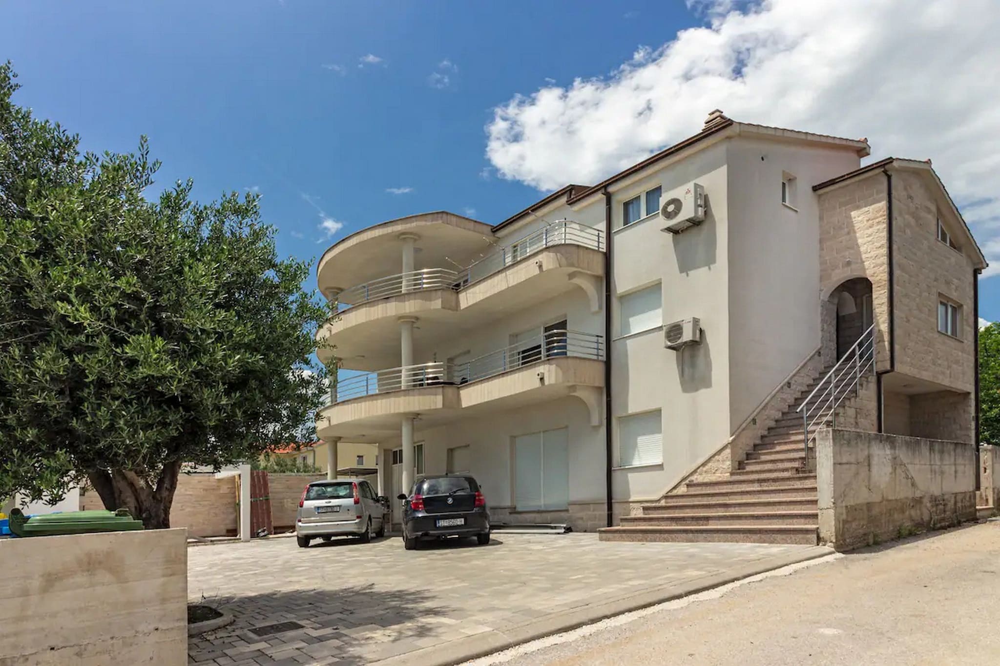 Modern Apartments with Private Balcony - One Bedroom Apartment (Owner S1)-Extérieur