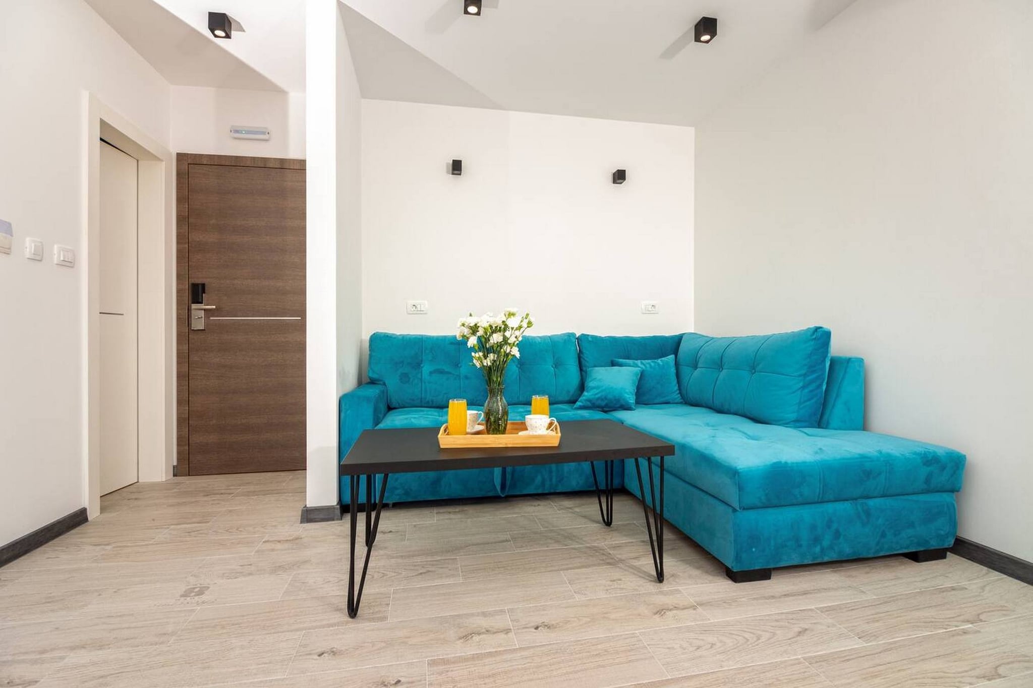 Modern Apartments with Private Balcony - One Bedroom Apartment (Owner S1)