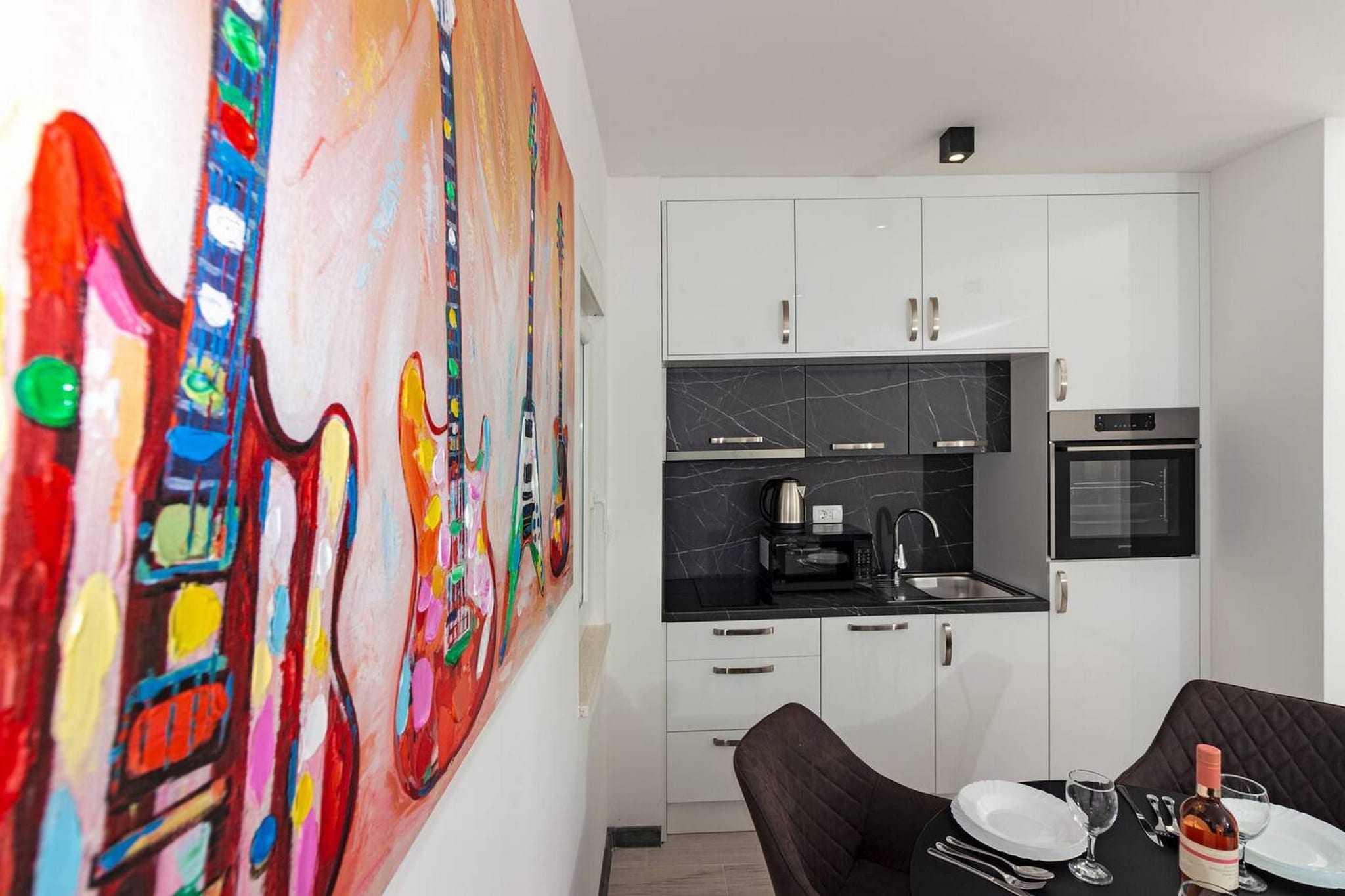 Modern Apartments with Private Balcony - Premium One Bedroom Apartment (Owner S2)-Cuisine