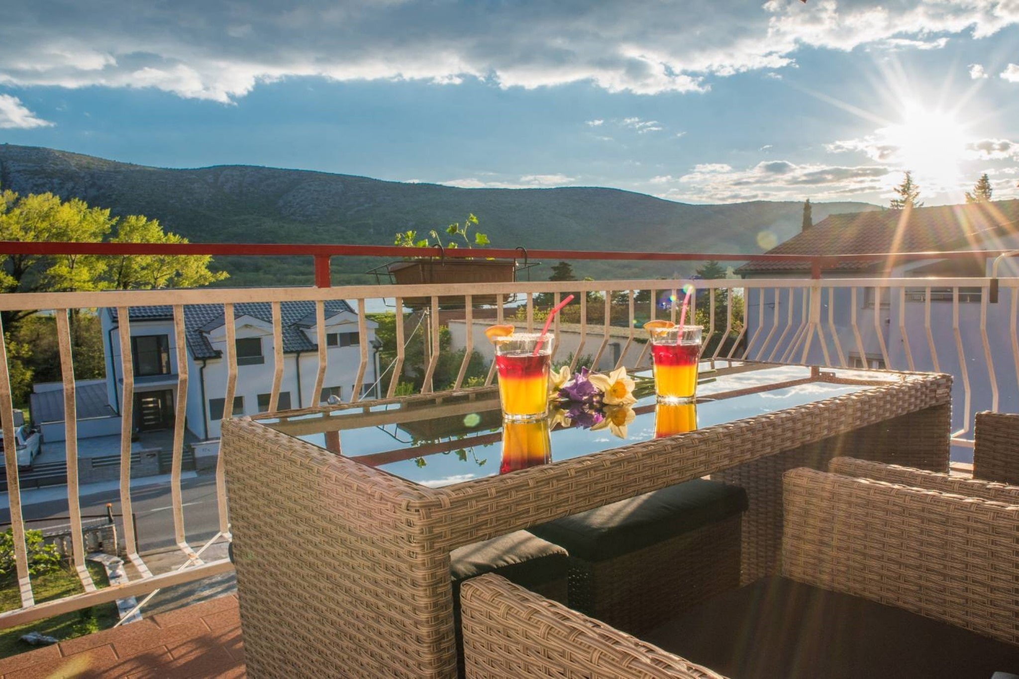 Chic Apartment Tribalj with Private Balcony - One Bedroom Apartment-Balcon-terrasse
