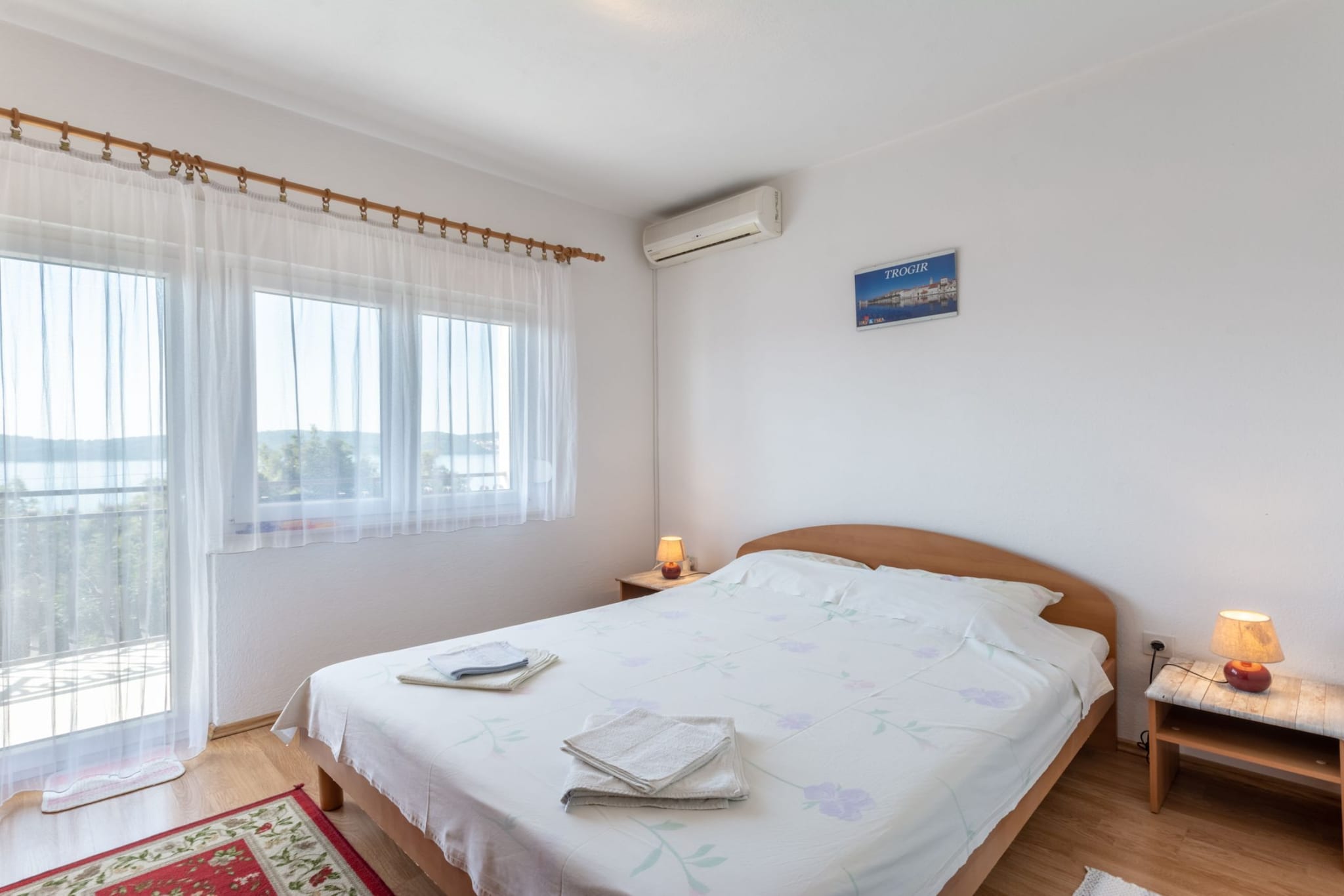 Charming Trogir Apartments with Balcony - One Bedroom Apartment with Balcony-Bedroom