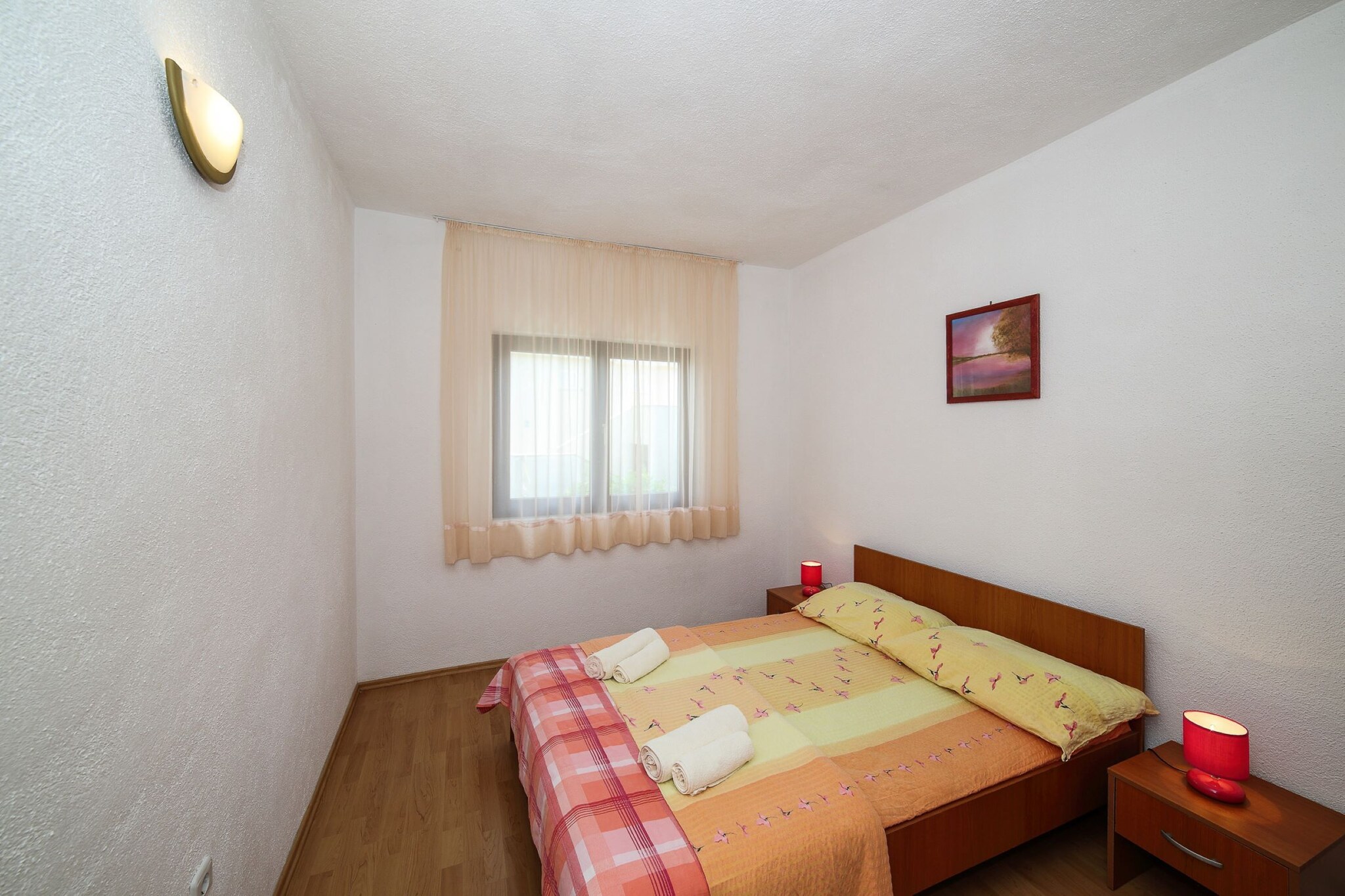 Cozy Beachfront Holiday Home Slatine - Five Bedroom Holiday Home with Terrace and Sea View-Chambre