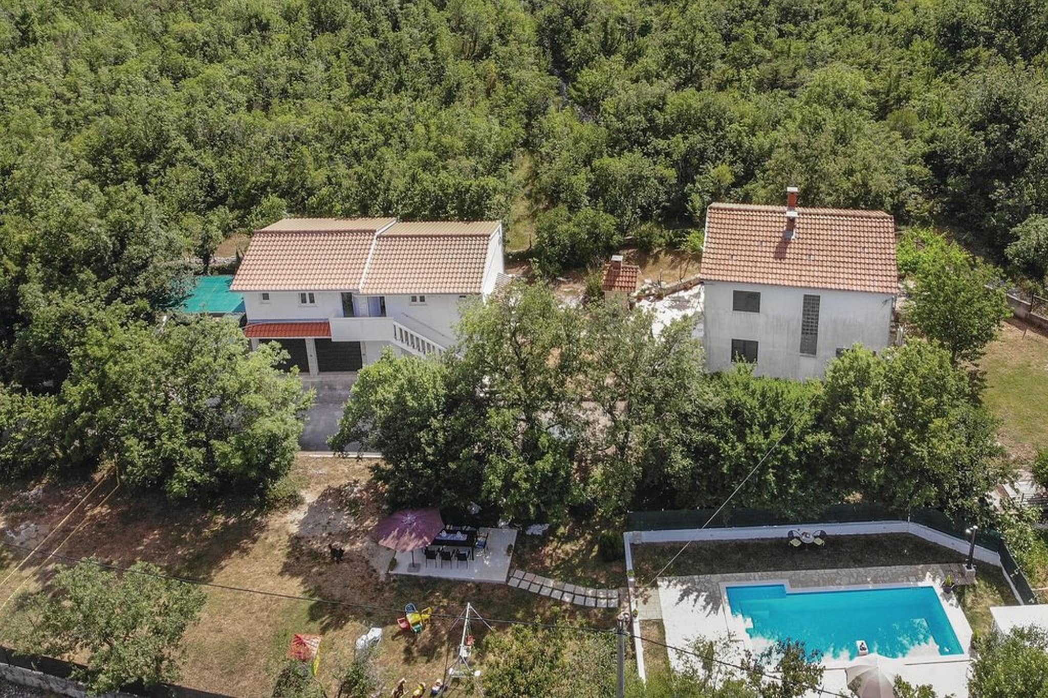 Spacious Prgomet Retreat with Private Pool, Fitness Centre, and Garden - Three Bedroom Villa-Outdoor