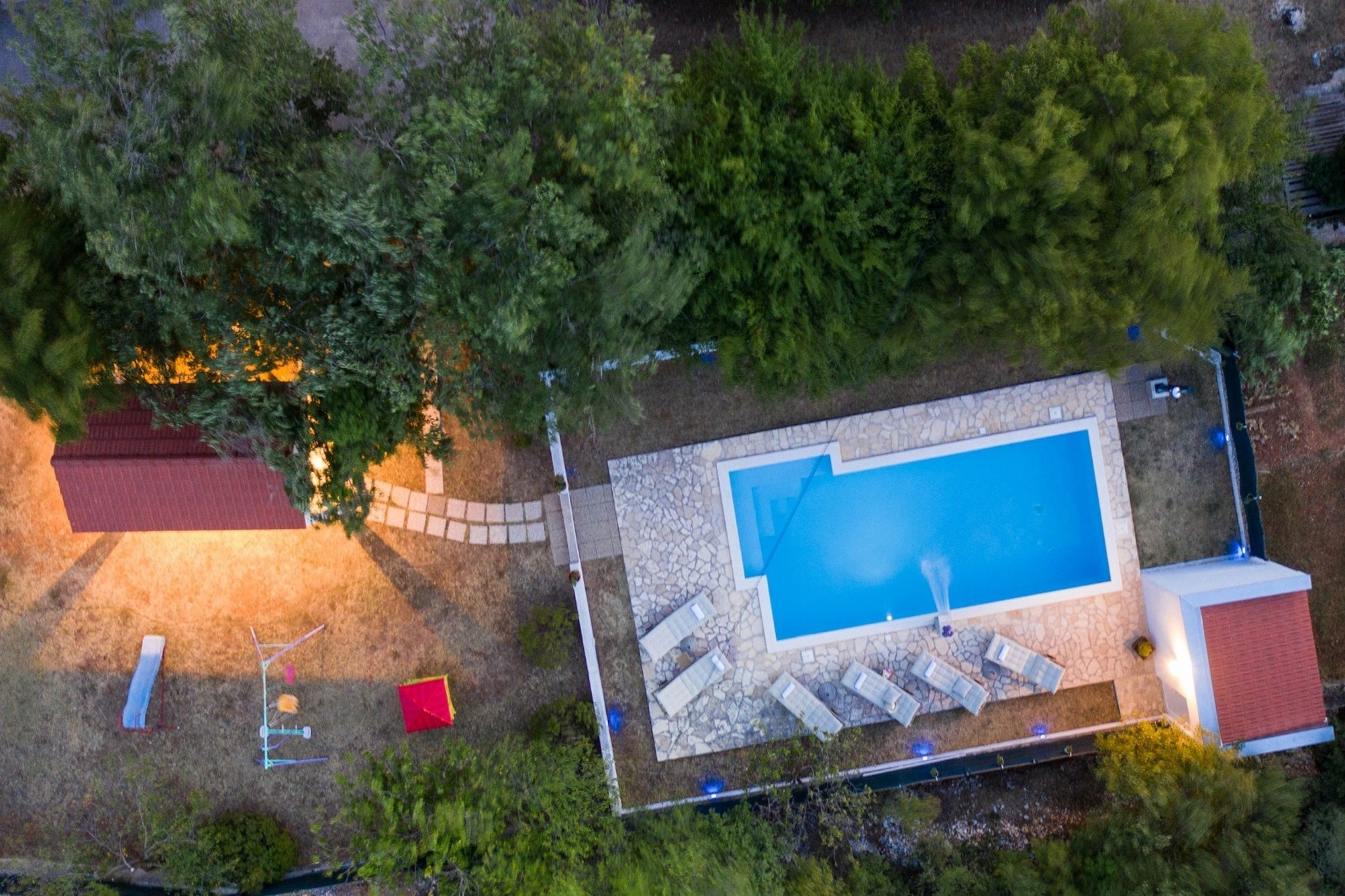 Spacious Prgomet Retreat with Private Pool, Fitness Centre, and Garden - Three Bedroom Villa-Pool