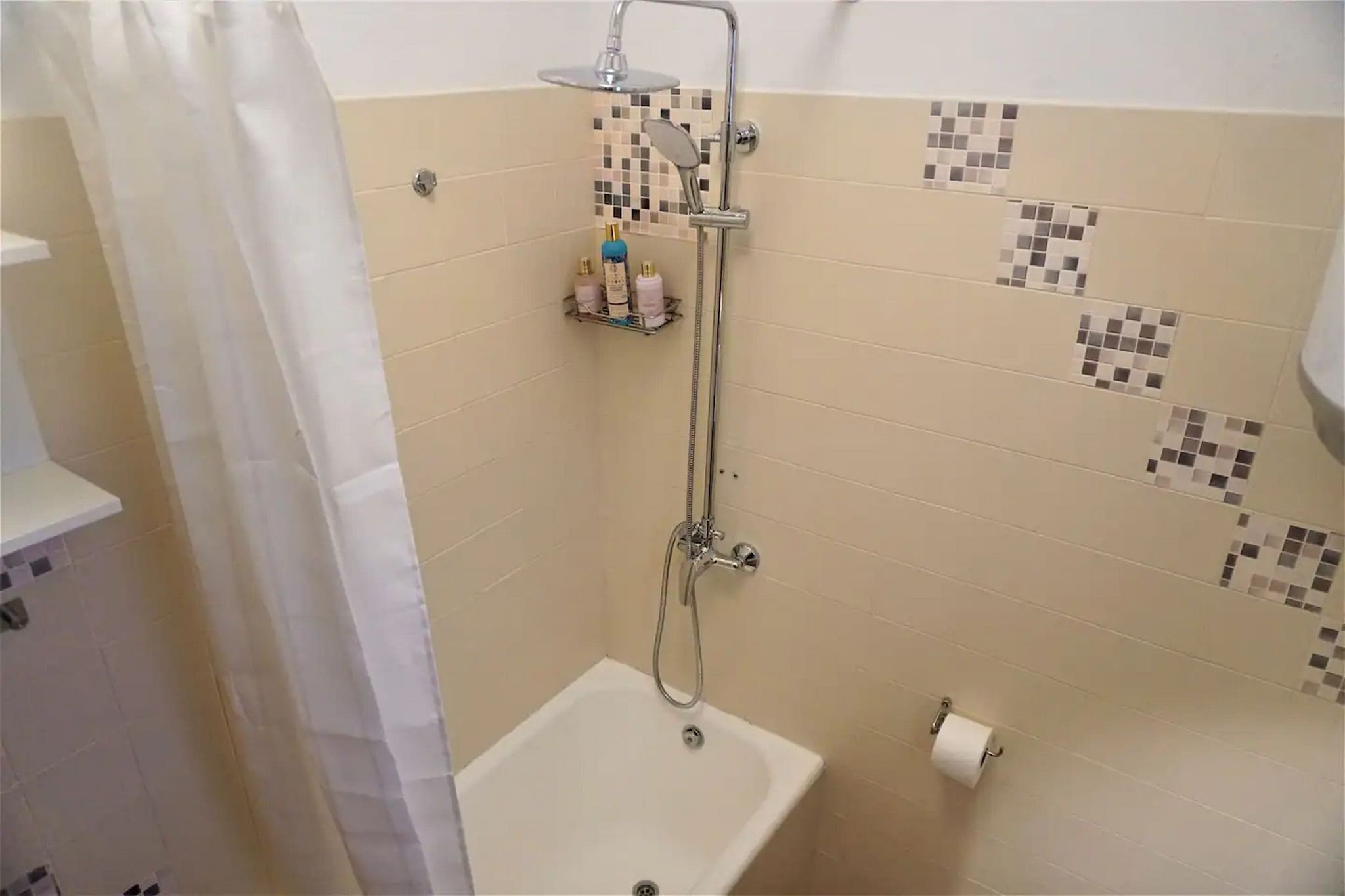 Modern Trogir Apartment with Private Patio, BBQ, and Close to Beach - Two Bedroom Apartment-Bathroom