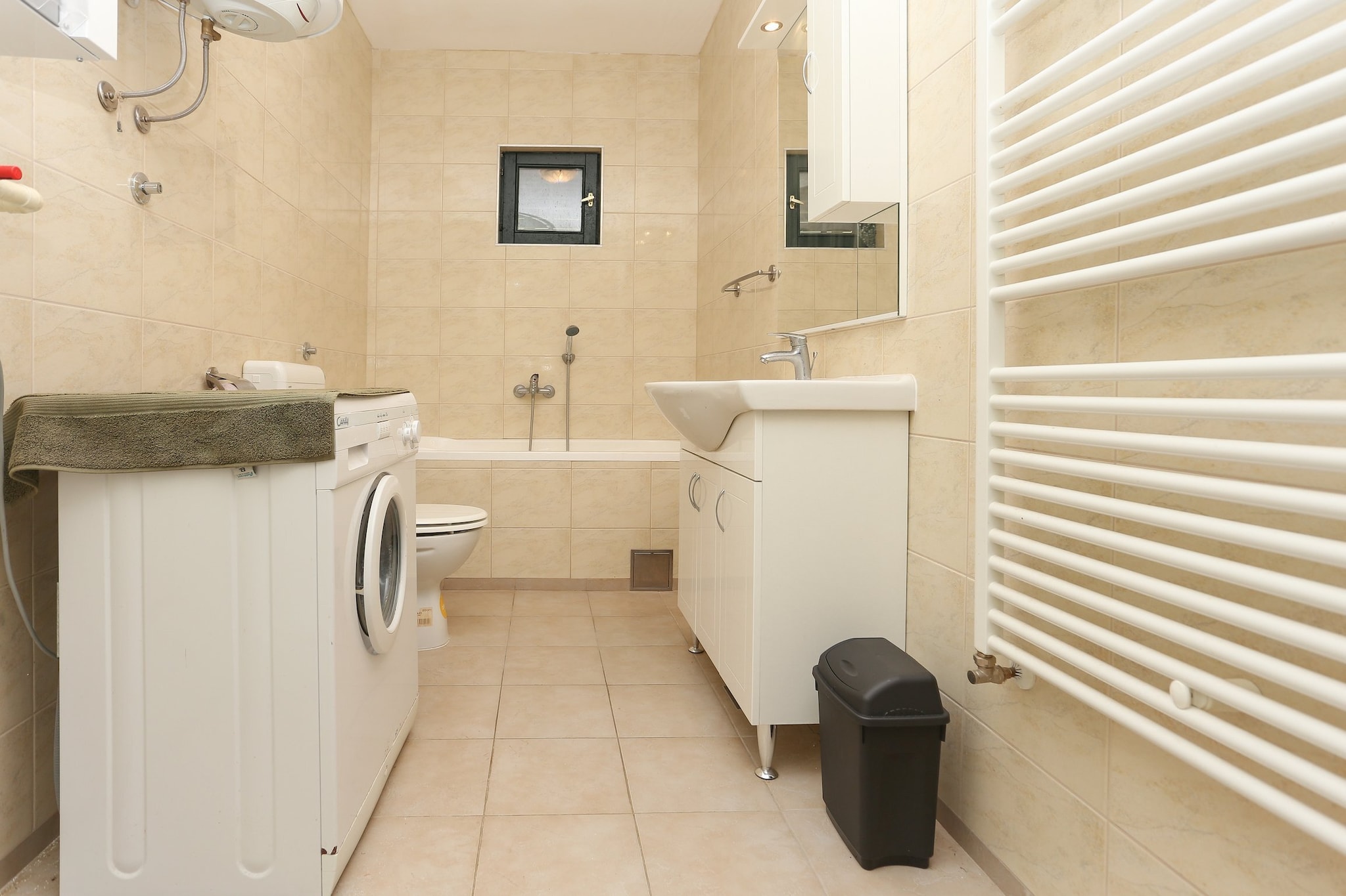 Sunny Elegant Apartments in Trogir - Classic Three Bedroom Apartment  with Balcony  (owner 1)-Bathroom