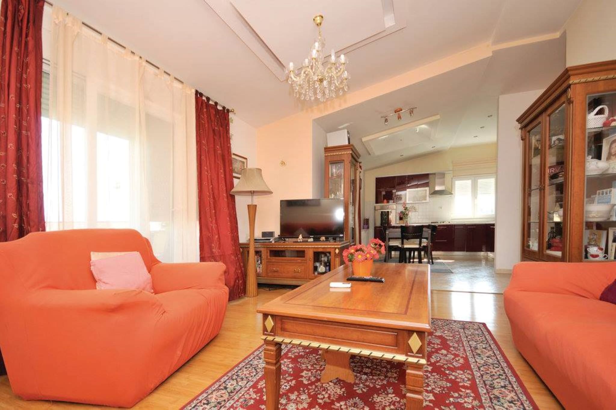 Chic and Stylish Kastel Novi Apartment with Pool - Five Bedroom Apartment With Pool