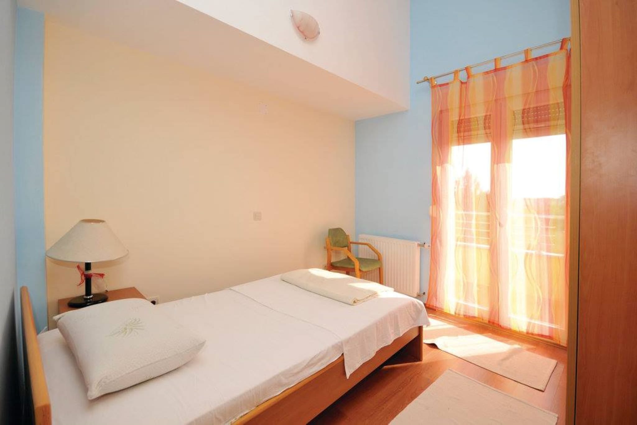 Chic and Stylish Kastel Novi Apartment with Pool - Five Bedroom Apartment With Pool-Chambre