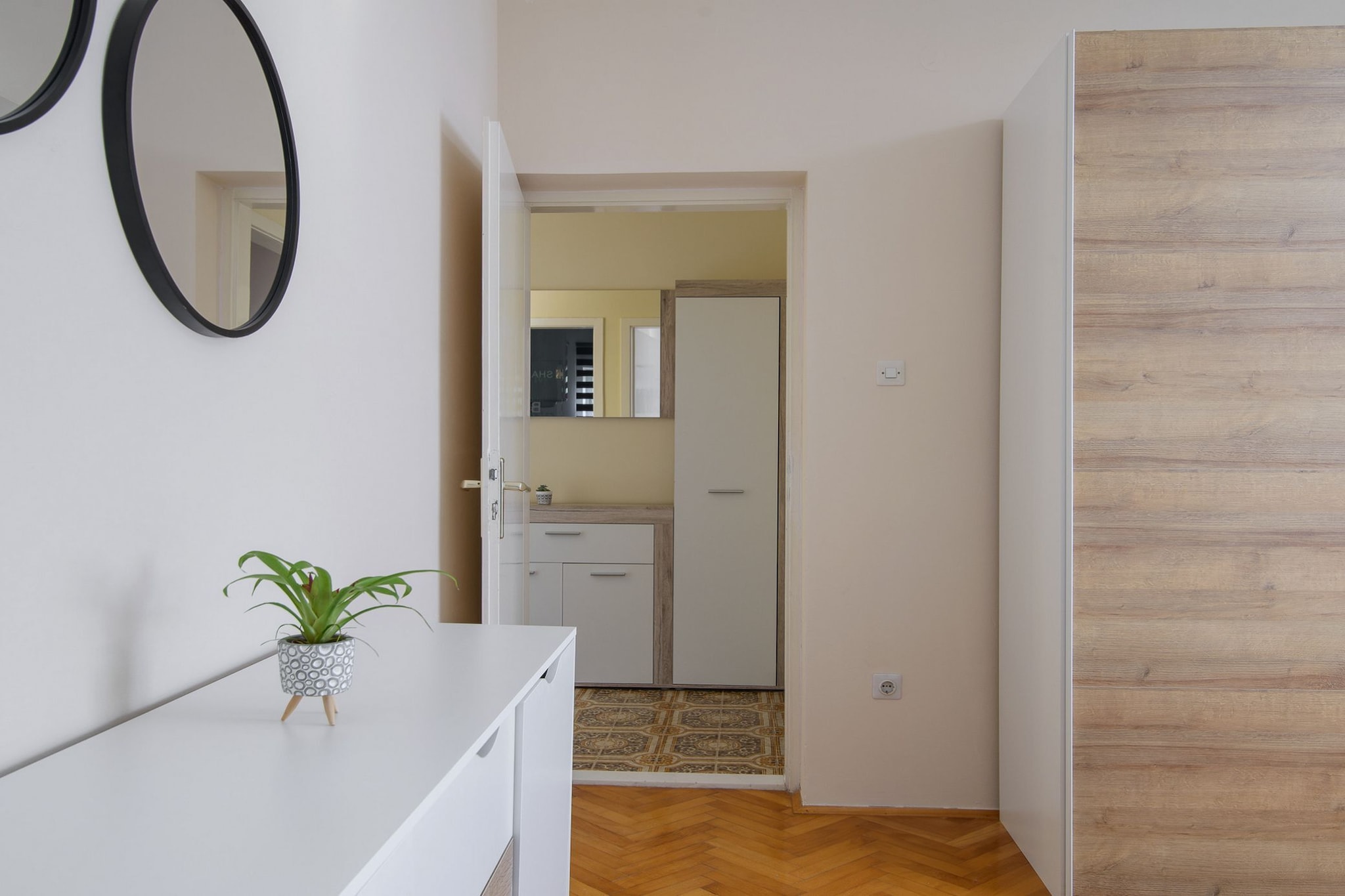 Modern Apartment Near Trogir Beach with Sea View Terrace and Lounge Area - Two Bedroom Apartment-Indoor