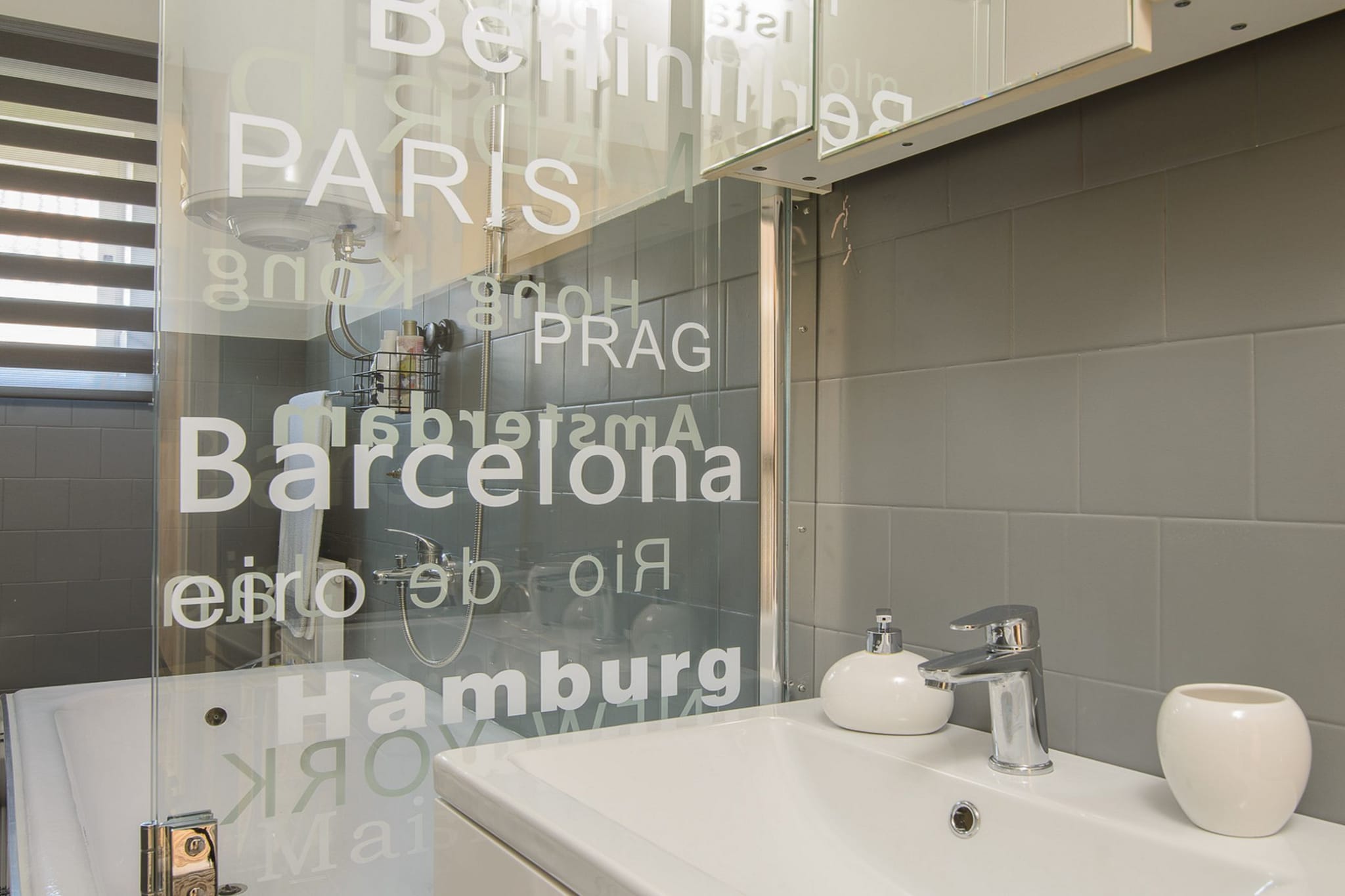 Modern Apartment Near Trogir Beach with Sea View Terrace and Lounge Area - Two Bedroom Apartment-Bathroom
