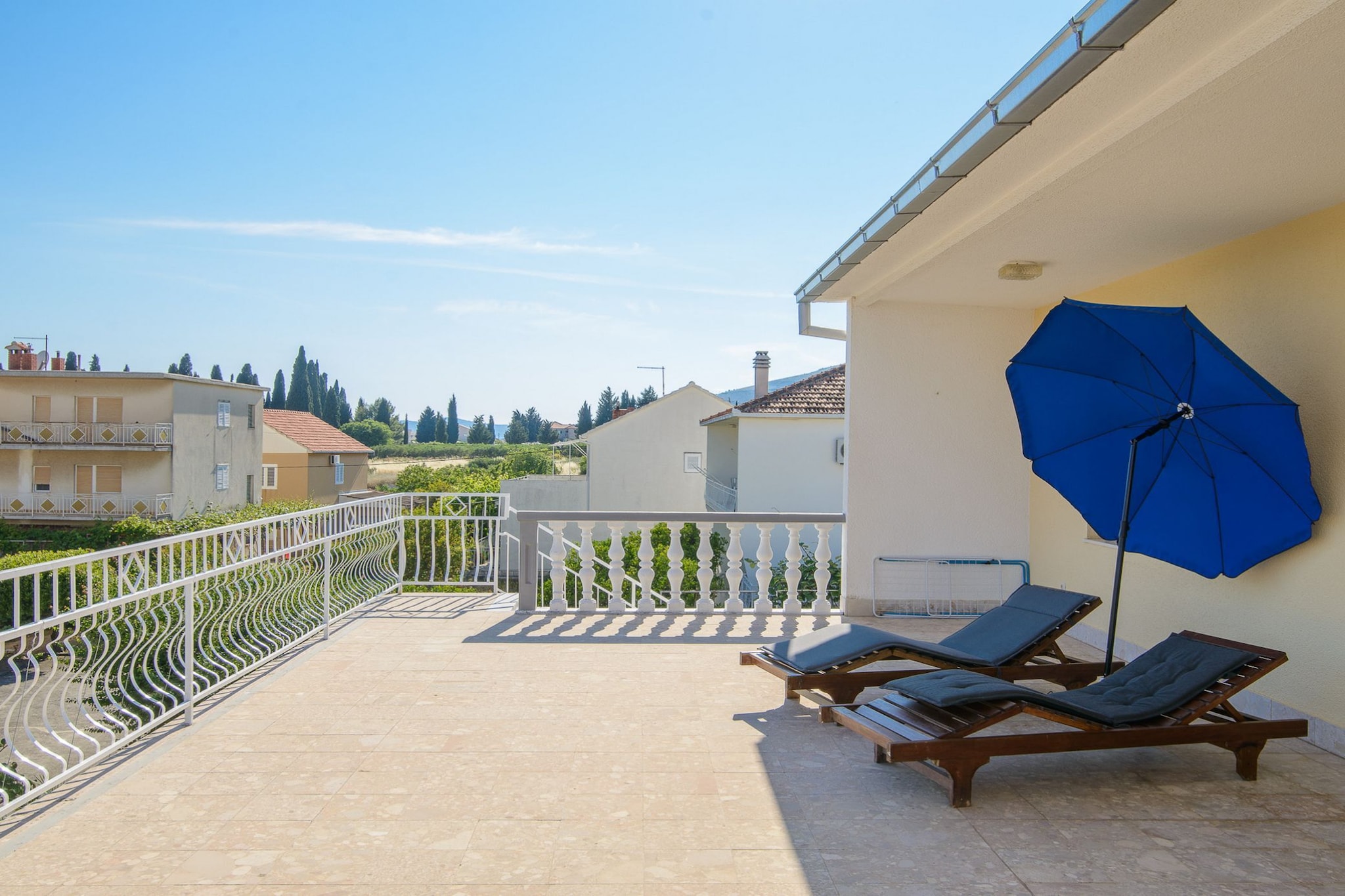 Modern Apartment Near Trogir Beach with Sea View Terrace and Lounge Area - Two Bedroom Apartment
