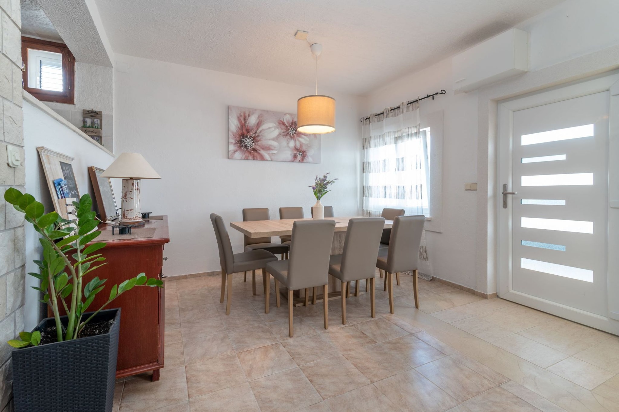 Three Bedroom Villa-Dining room