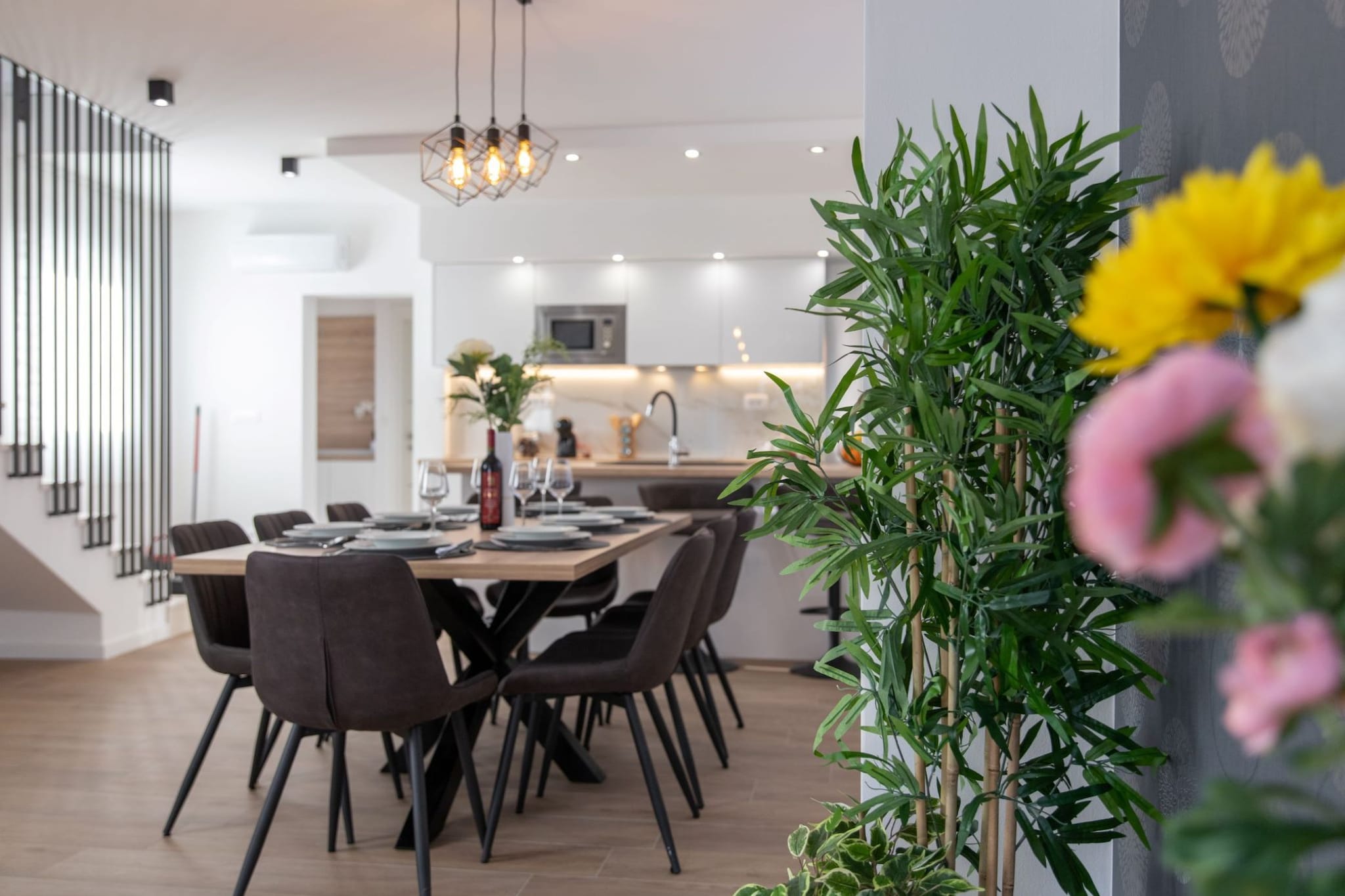 Luxury Kastela Villa with Heated Pool and Lounge Area - Four Bedroom Villa-Salle à manger