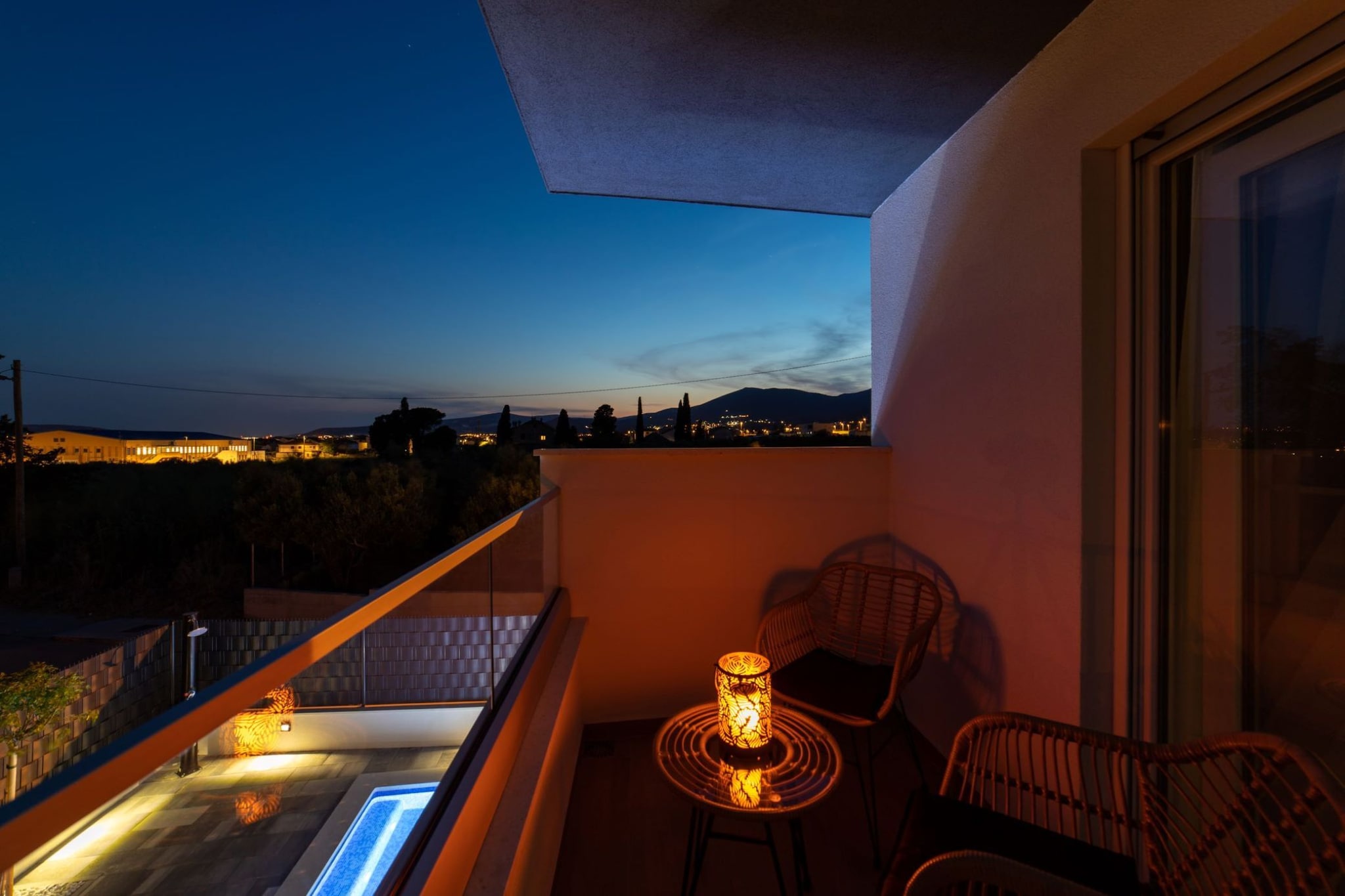 Luxury Kastela Villa with Heated Pool and Lounge Area - Four Bedroom Villa-Balcon-terrasse