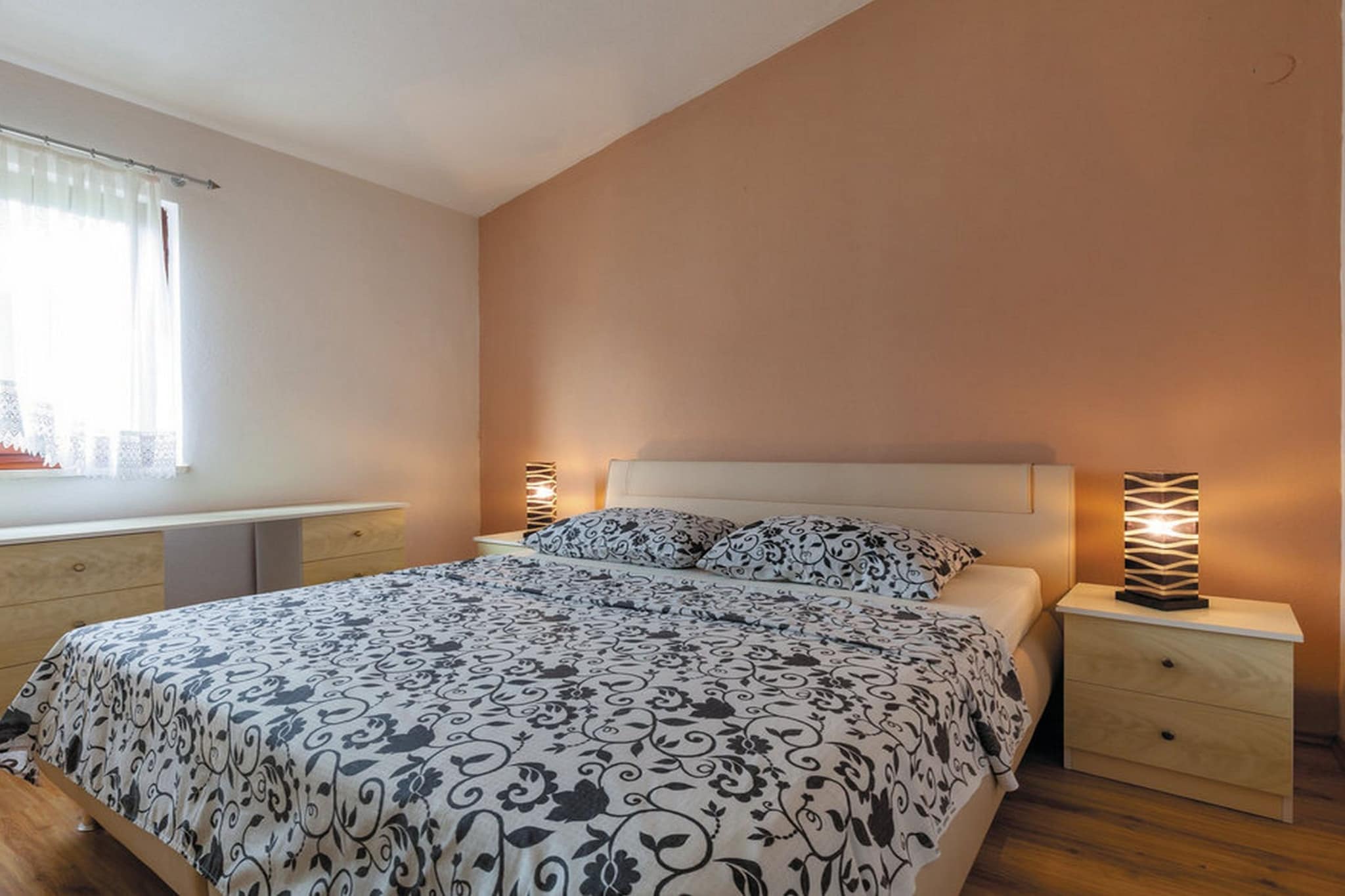 Mediterranean Stylish Villa with Pool in Kastel Stari - Six Bedroom Villa with Pool-Schlafzimmer