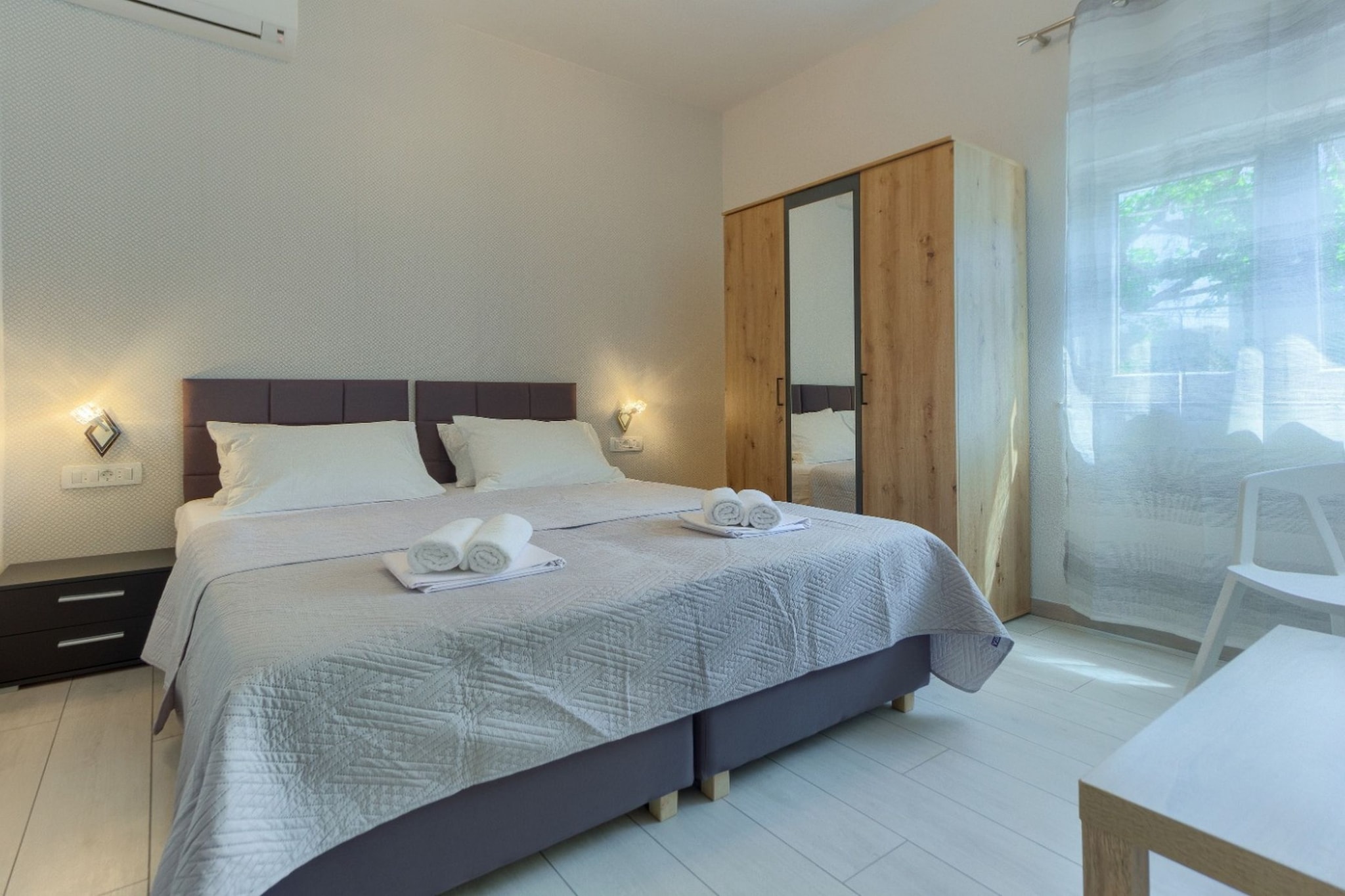 Majestic Kastel Stari Apartment with Terrace - Two Bedroom Apartment with Terrace-Chambre