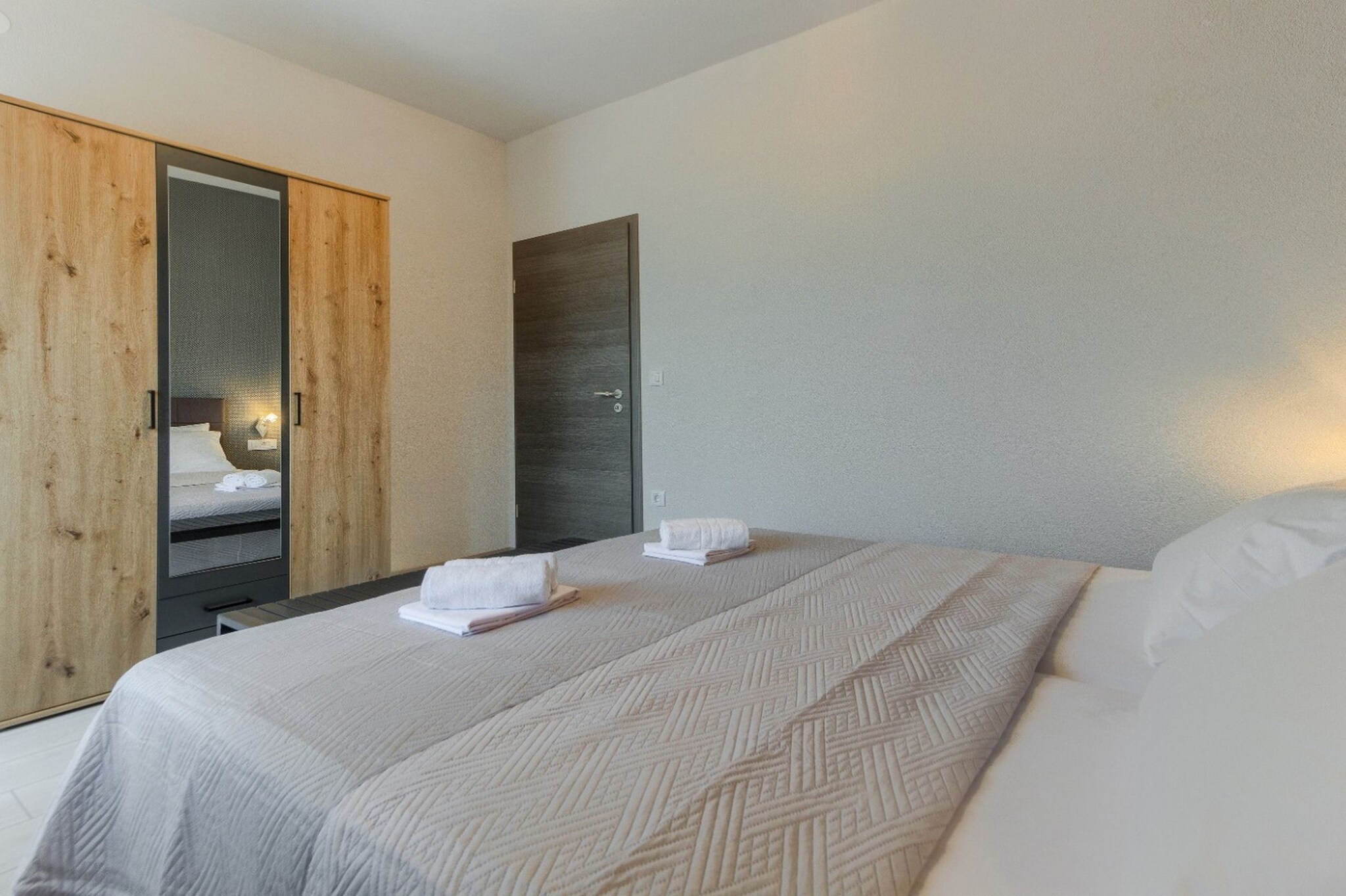 Majestic Kastel Stari Apartment with Terrace - Two Bedroom Apartment with Terrace-Chambre