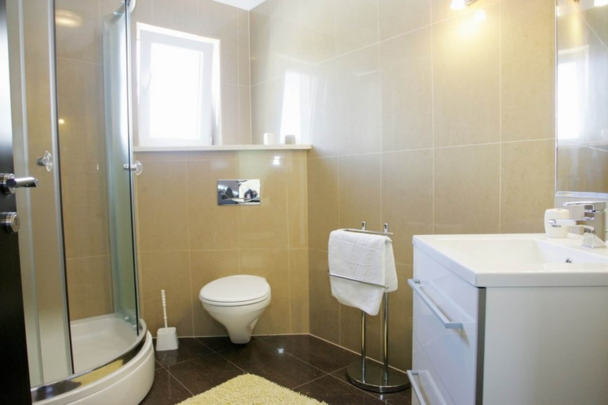 Okrug Gornji Luxurious Escape Villa with Pool - Five Bedroom Villa with Pool-Bathroom
