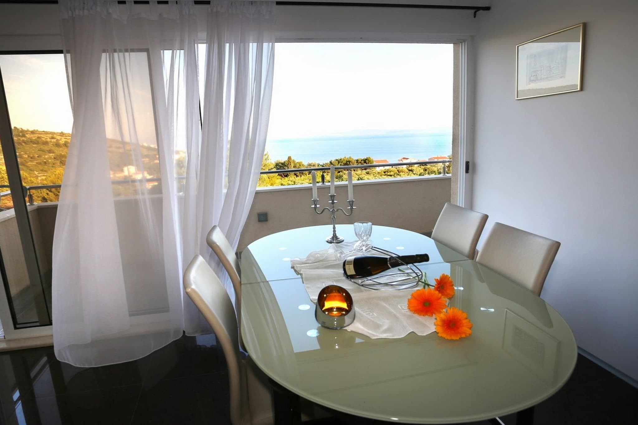 Okrug Gornji Luxurious Escape Villa with Pool - Five Bedroom Villa with Pool-Dining room