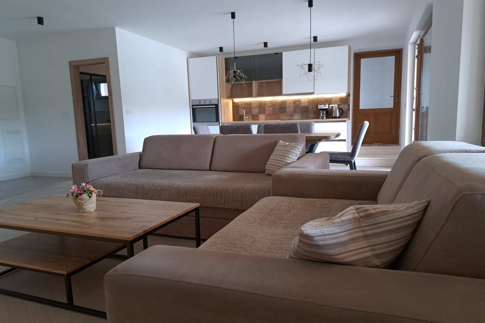 Tranquil Holiday Home with Pool, Garden, and Playground in a Peaceful Countryside Setting - Three Bedroom Holiday Home