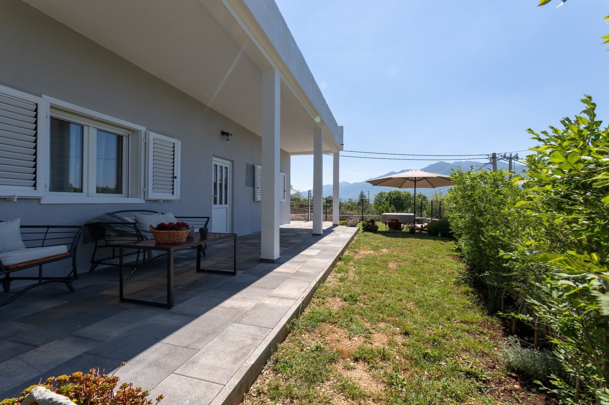 Peaceful and Cozy Holiday Home near Imotski - Two Bedroom Holiday Home-Extérieur