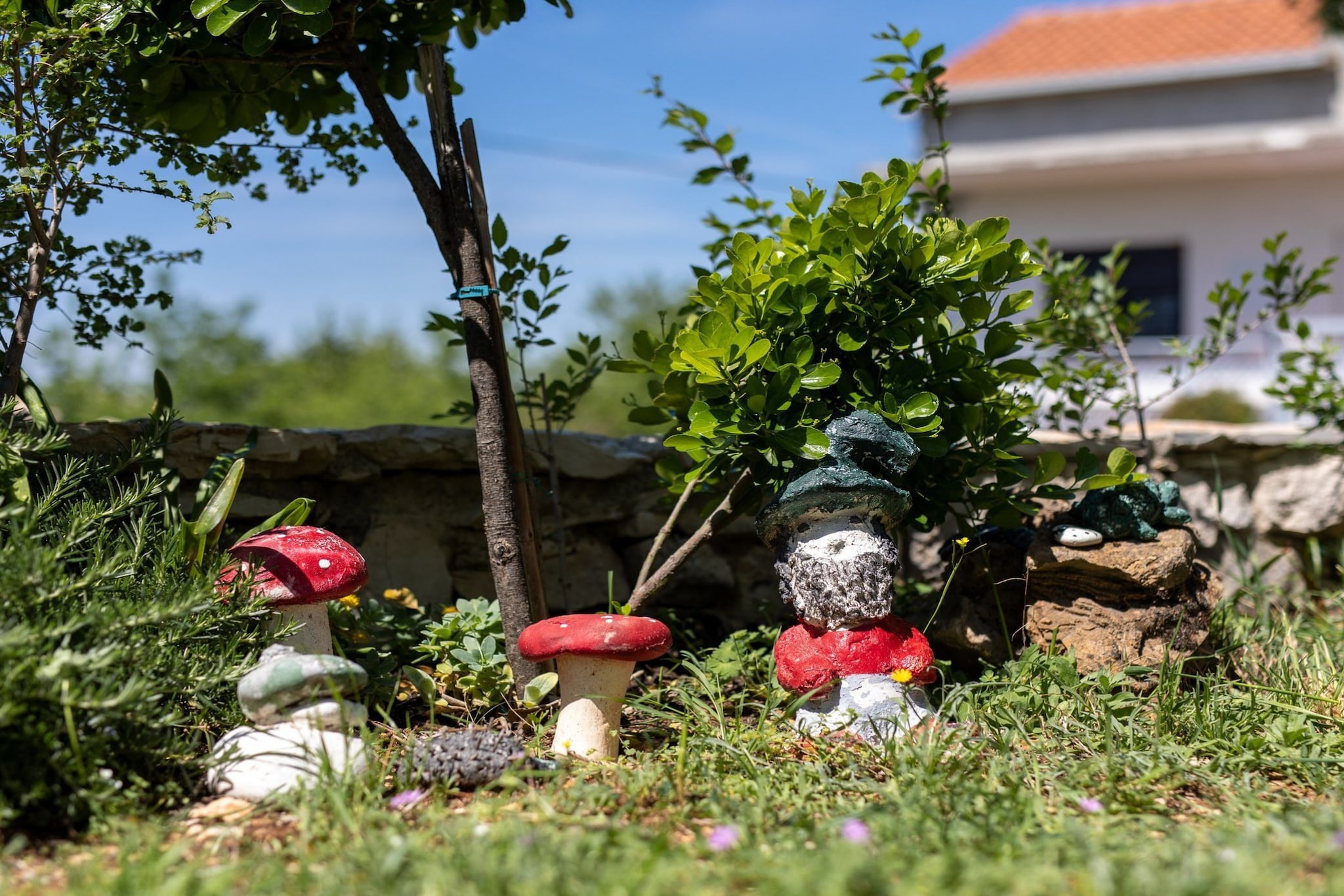 Peaceful and Cozy Holiday Home near Imotski - Two Bedroom Holiday Home-Jardin d'été