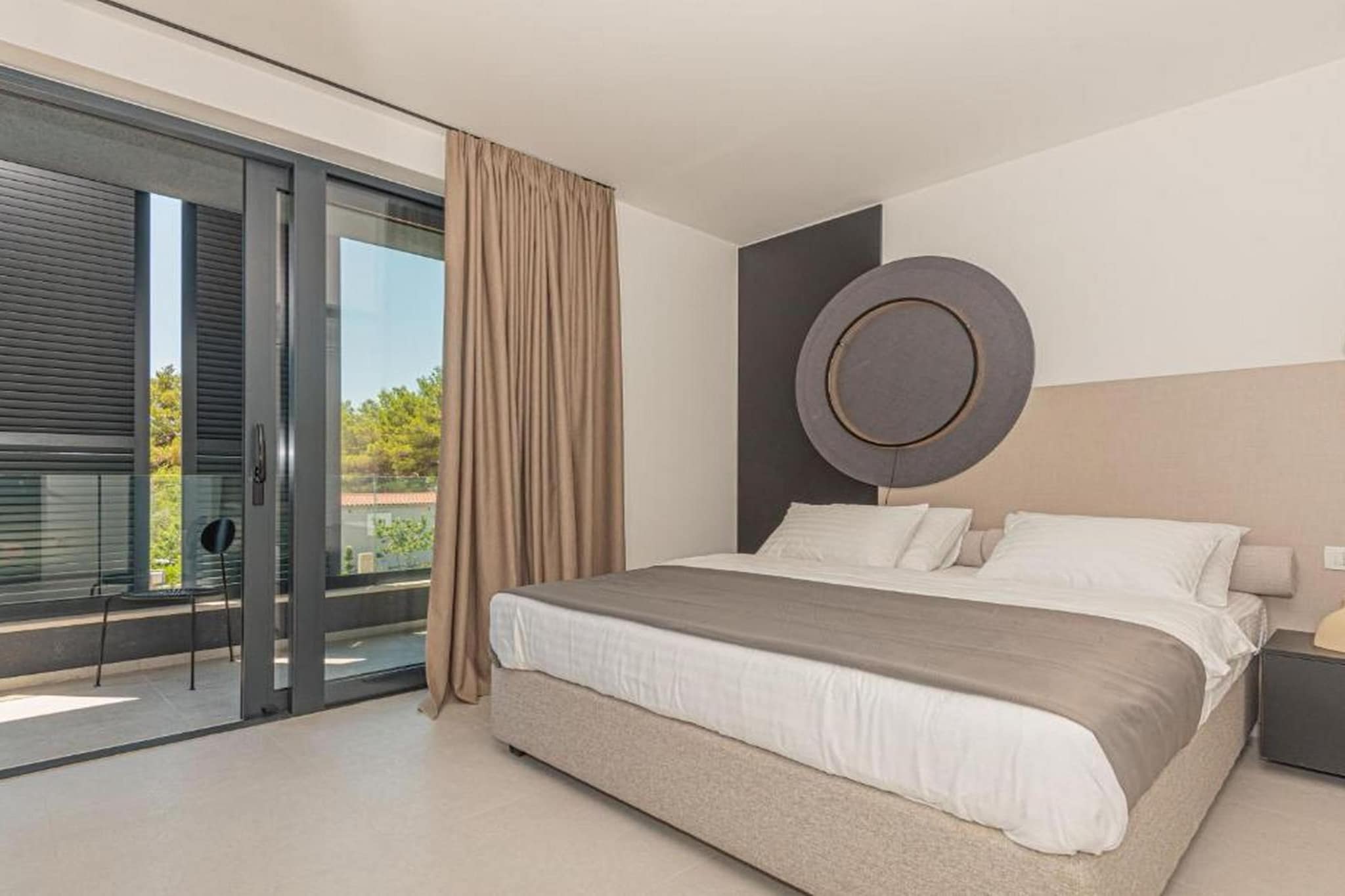 Luxury Contemporary Villa in Vodice with Pool, Sauna and Hot Tub - Four Bedroom Villa with pool-Schlafzimmer