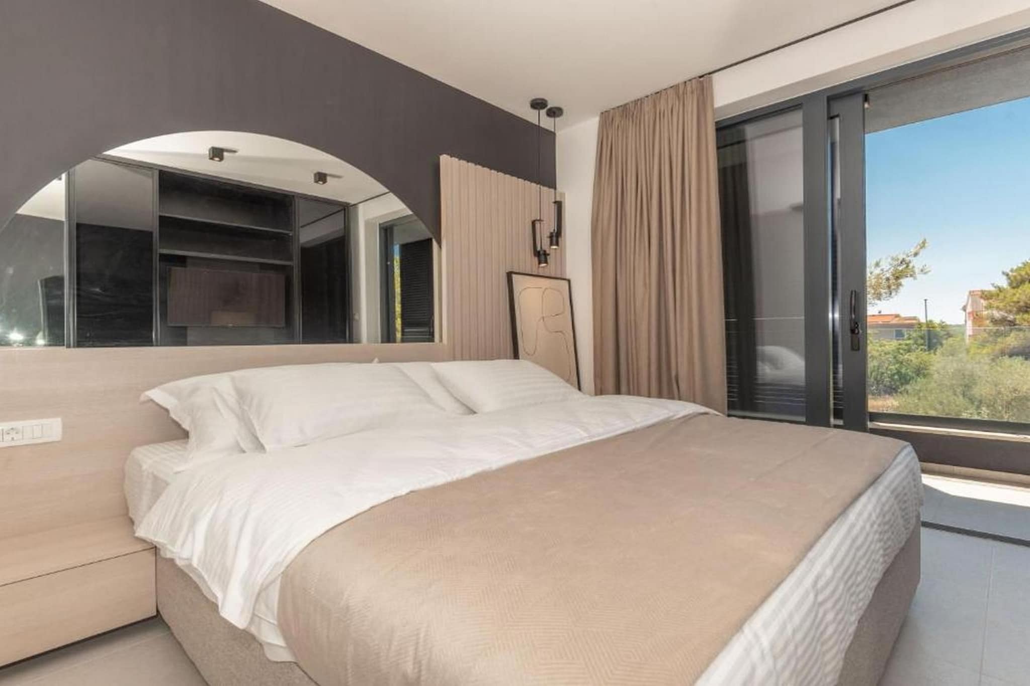 Luxury Contemporary Villa in Vodice with Pool, Sauna and Hot Tub - Four Bedroom Villa with pool-Schlafzimmer