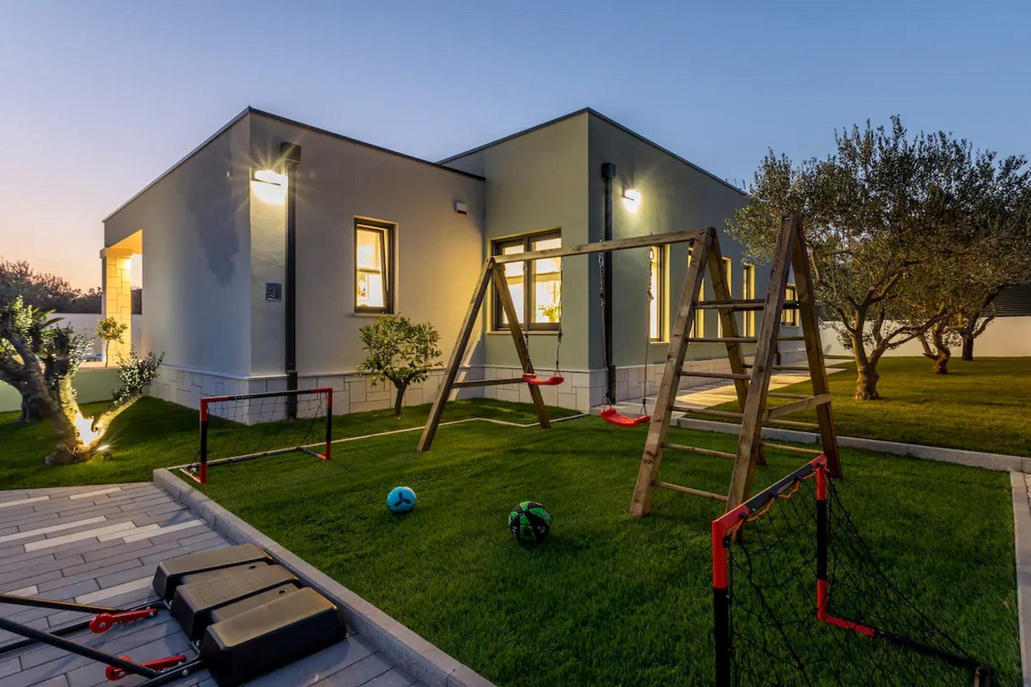 Sophisticated Oasis Residence Villa with Pool - Three Bedroom Villa with Pool-Extérieur