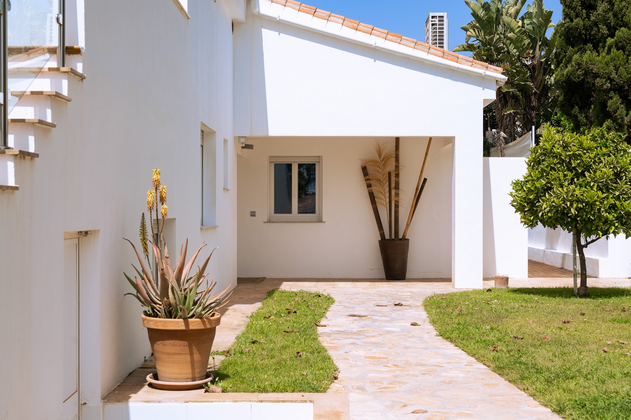 Villa Madrugada, beachside villa in Costabella-Buitenlucht