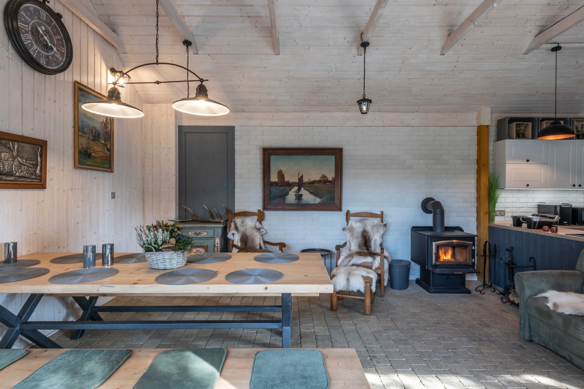 Chalet in Roprachtice near Ski Slopes