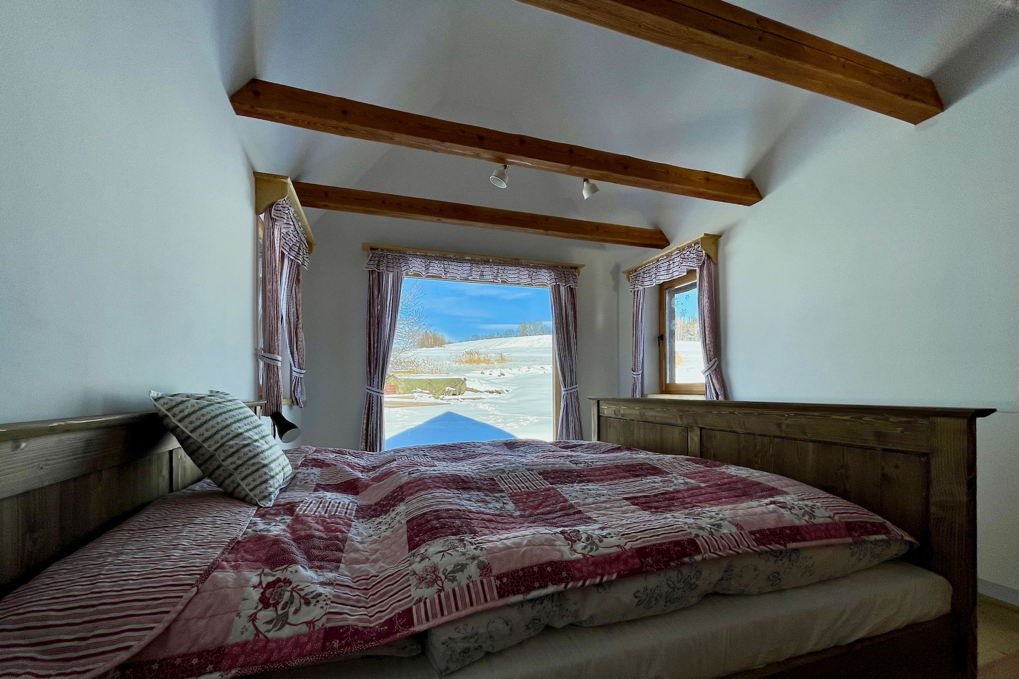 Víchová nad Jizerou LVV033-Bedroom