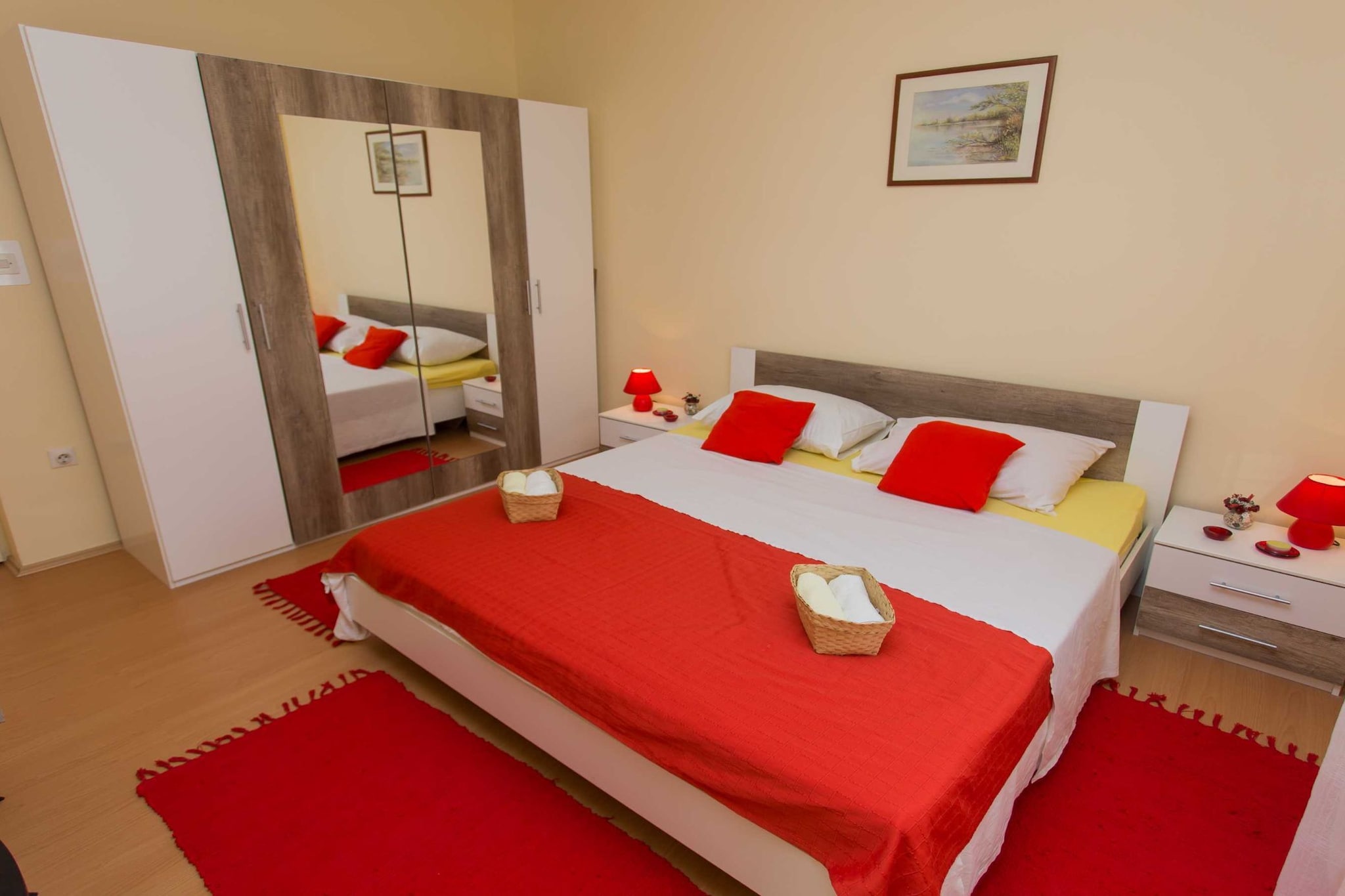 Two Bedroom Apartment-Chambre