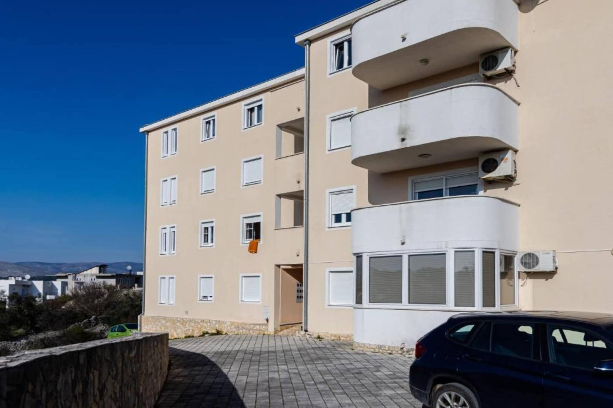 Charming and Cozy Okrug Gornji Apartment with Balcony - One Bedroom Apartment with Balcony-Outdoor