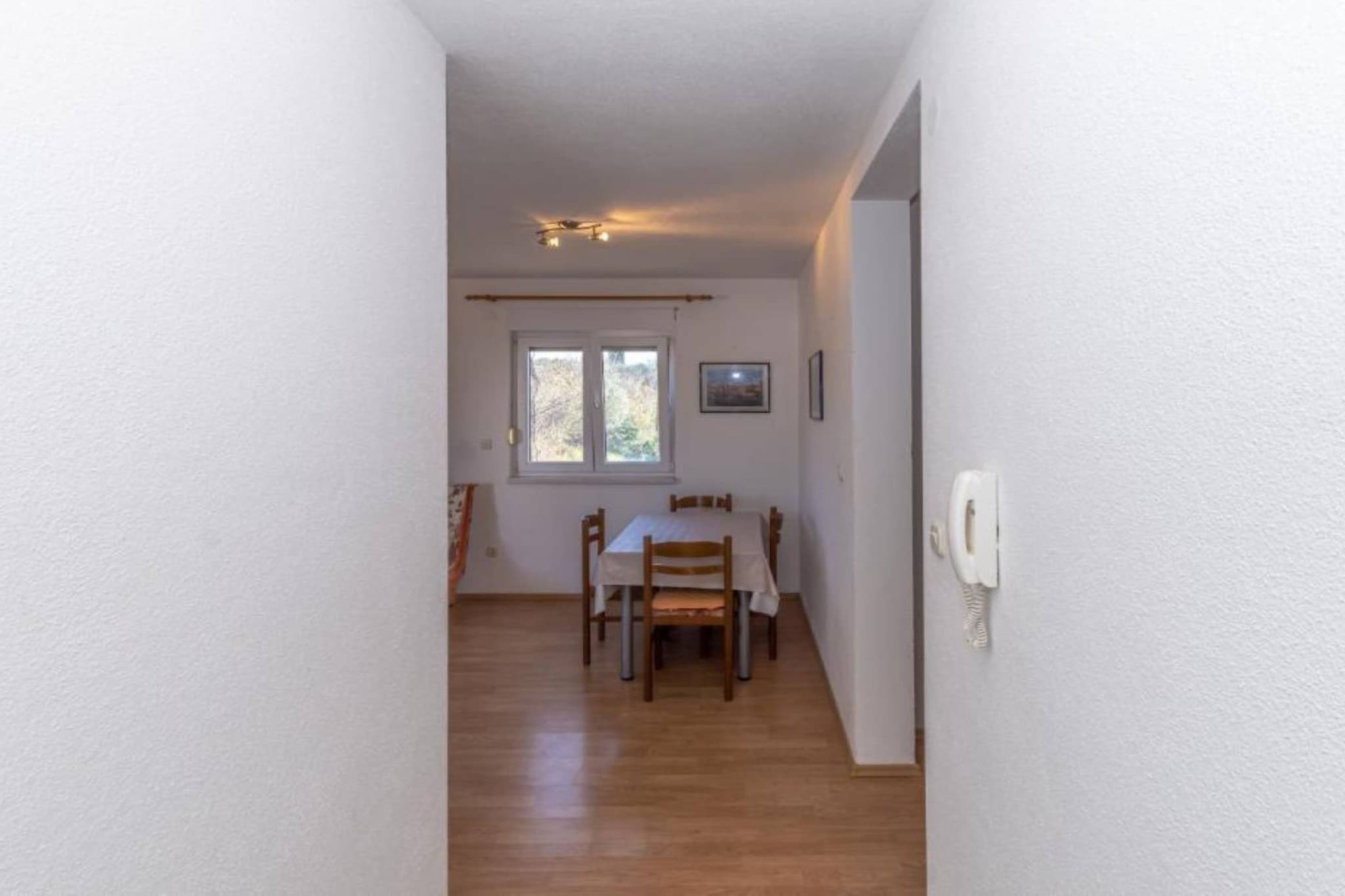 Charming and Cozy Okrug Gornji Apartment with Balcony - One Bedroom Apartment with Balcony-Living room