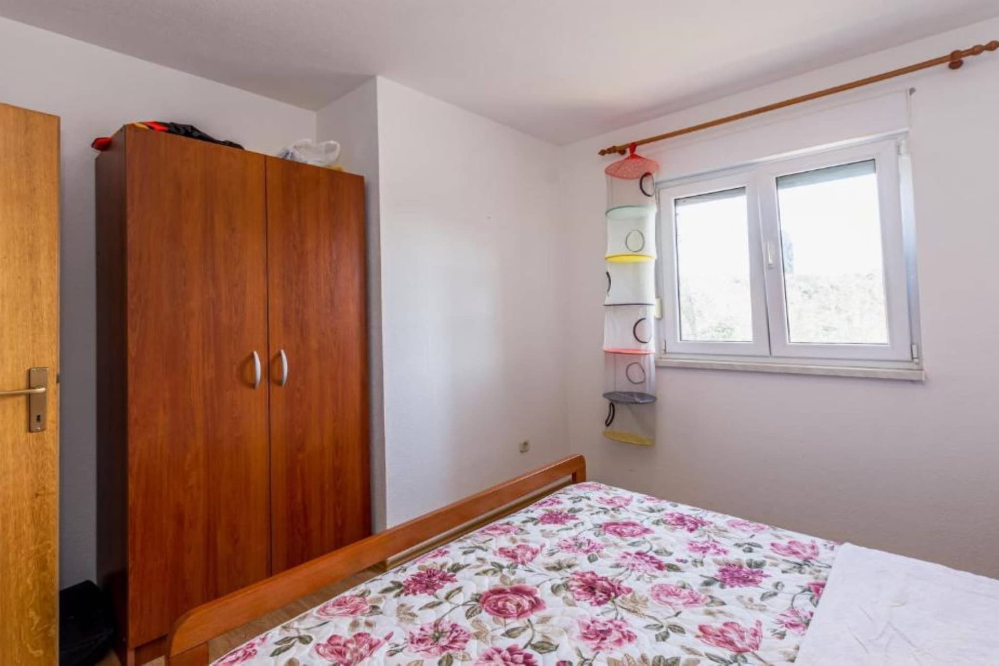 Charming and Cozy Okrug Gornji Apartment with Balcony - One Bedroom Apartment with Balcony-Bedroom