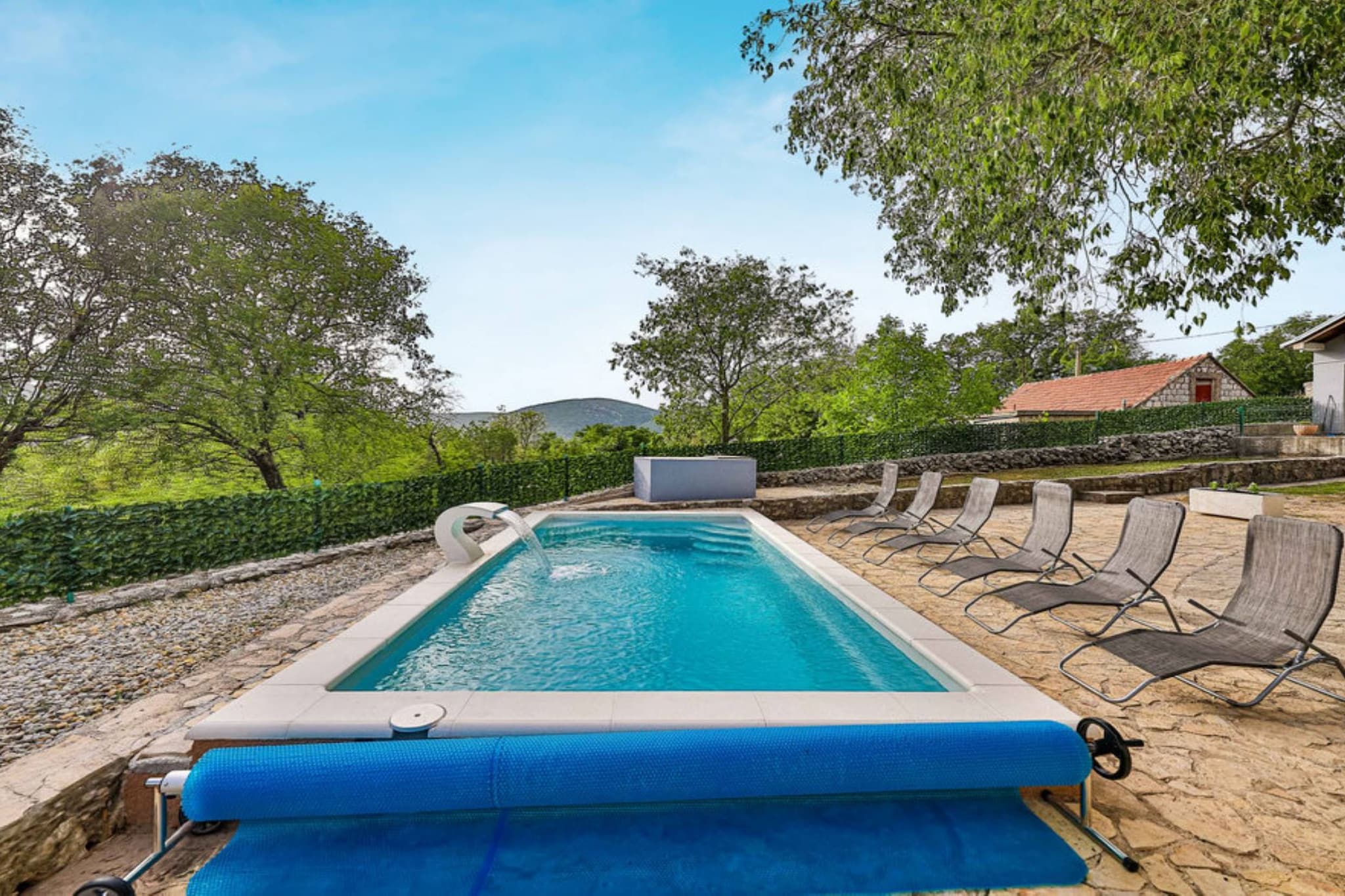 Countryside Idyllic Holiday Home with Pool - Three Bedroom Holiday Home with Pool-Pool