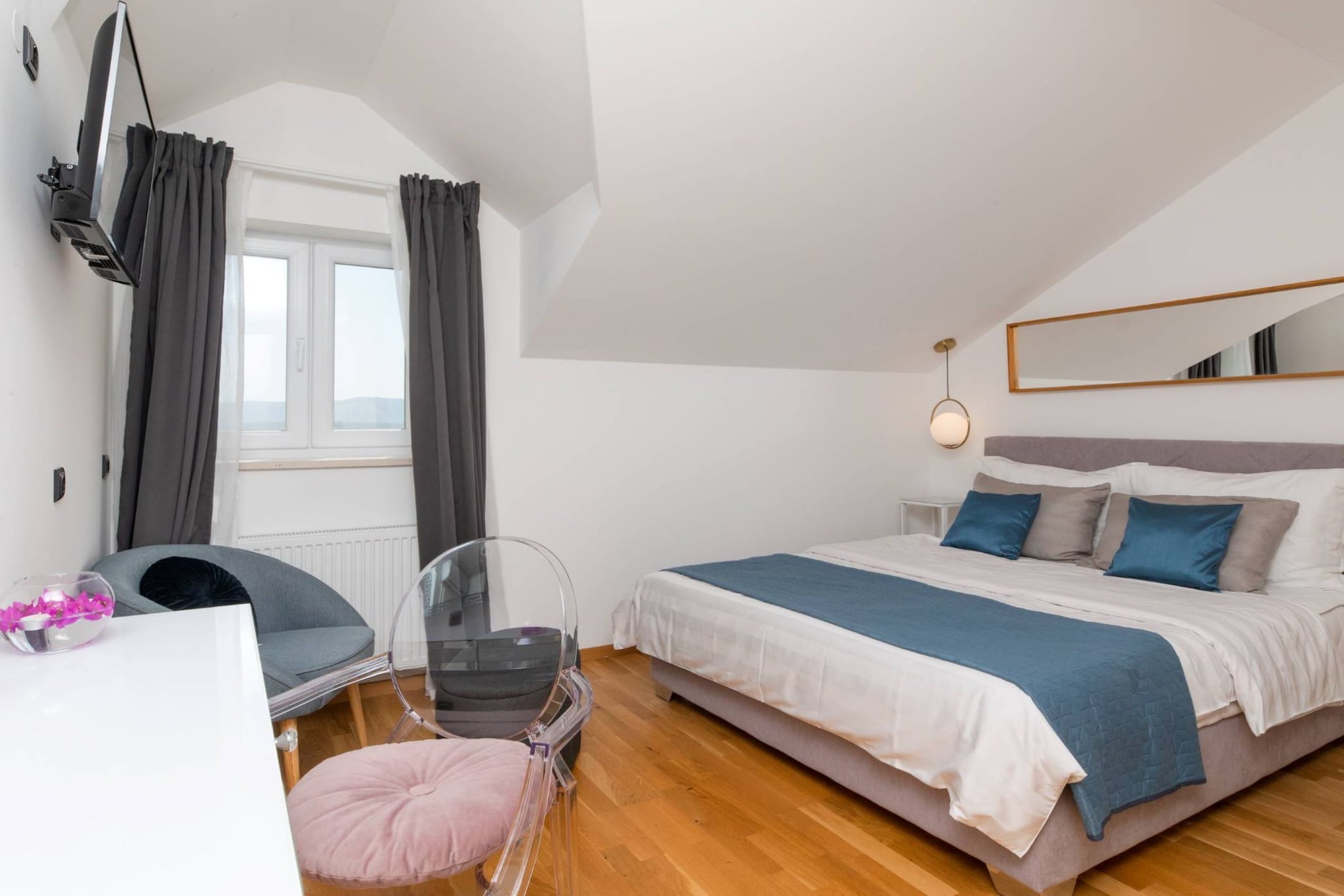 Spectacular Bol Island Sea View Villa with Pool - Four Bedroom Villa with Pool-Bedroom