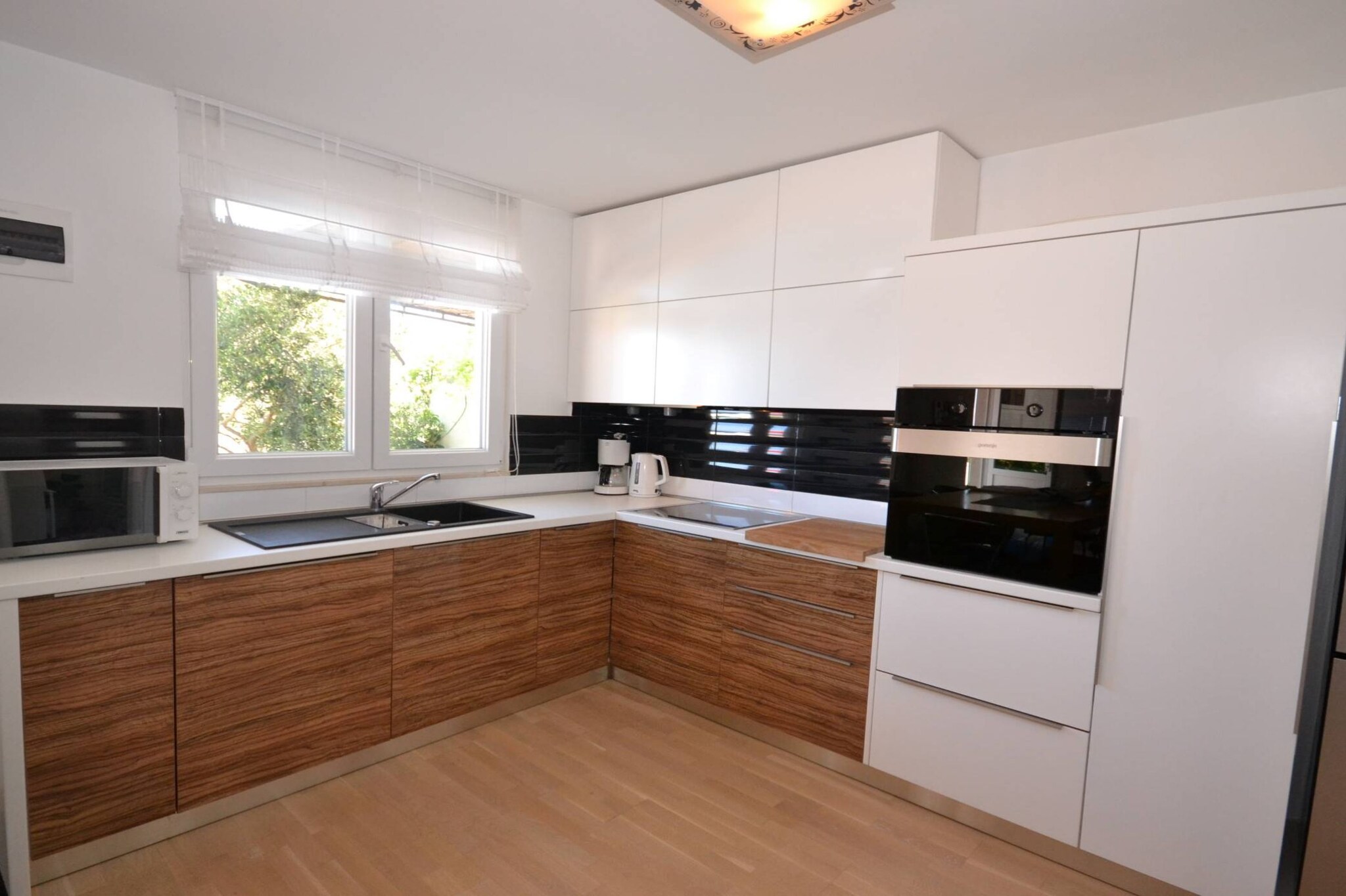 Marvelous Escape Bol Island Villa with Pool - Three Bedroom Villa with Pool-Keuken