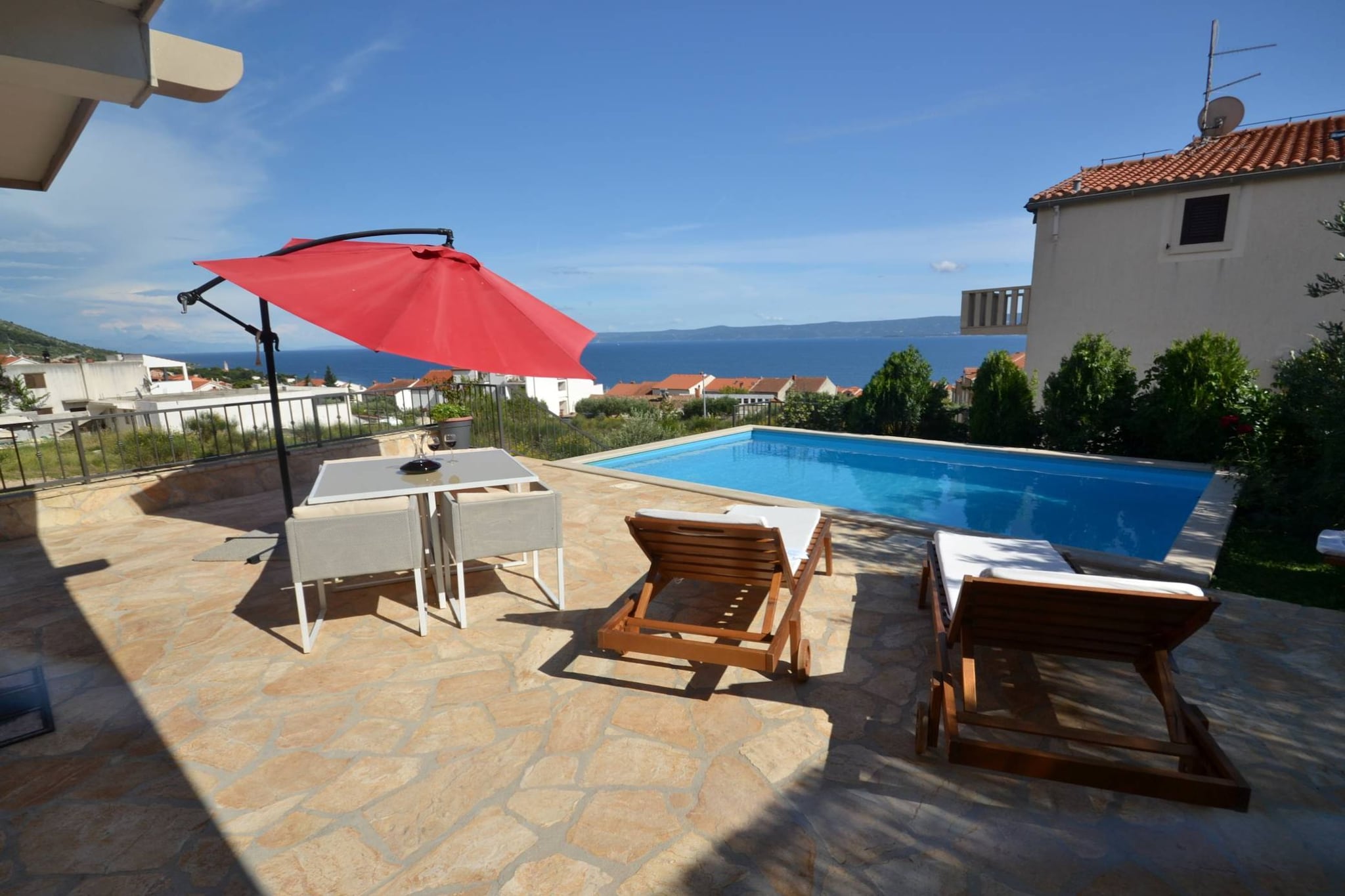 Marvelous Escape Bol Island Villa with Pool - Three Bedroom Villa with Pool-Zwembad