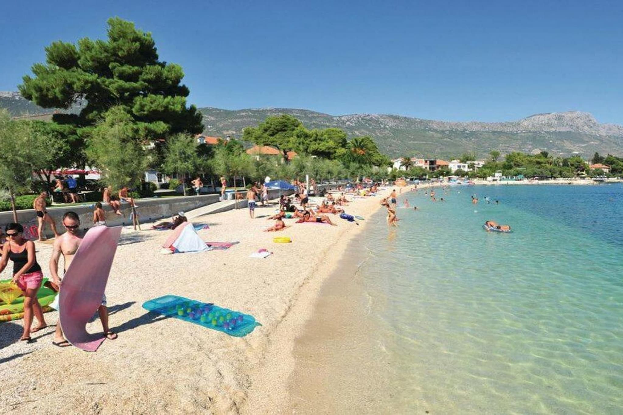 Charming Villa with Outdoor Pool, BBQ, and Sun Deck in Tranquil Kaštela Area - Five bedroom Villa-Ambiance