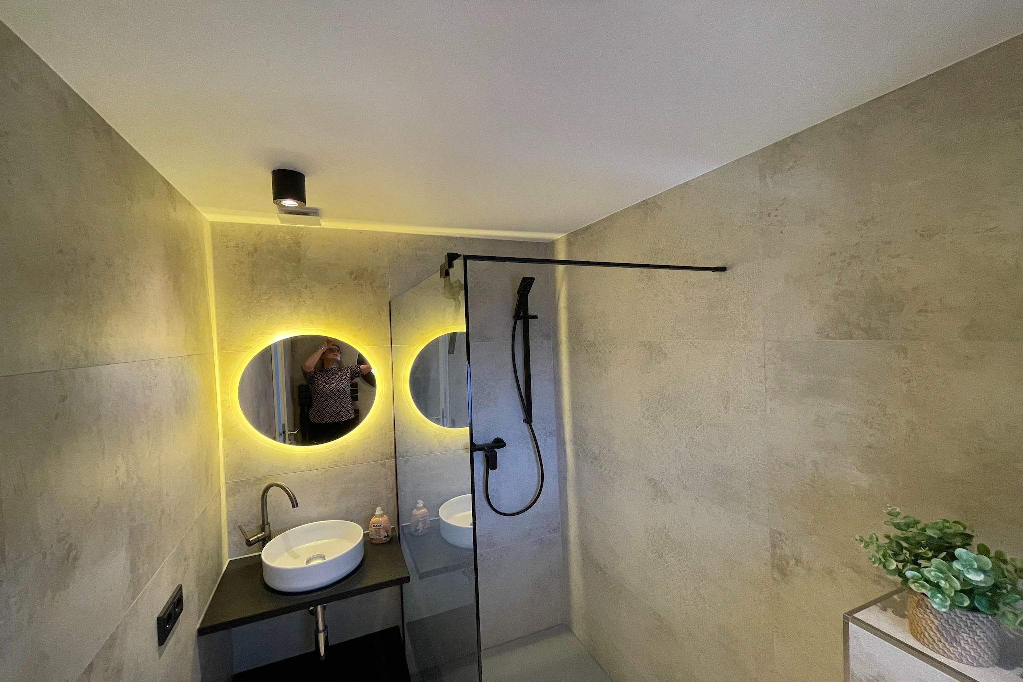 Ferienhaus mit Wasserblick 3 Pers-Badkamer
