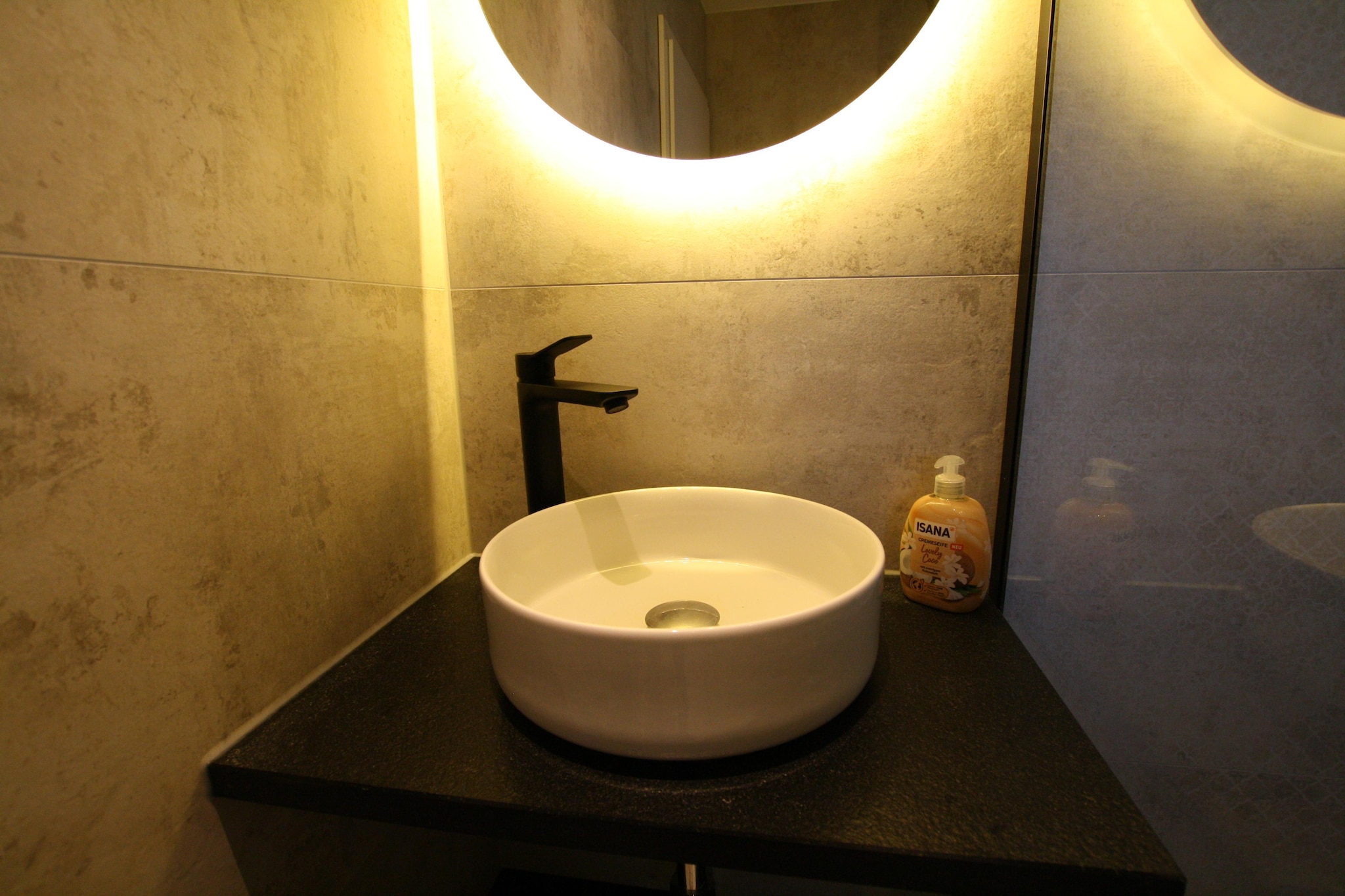 Ferienhaus mit Wasserblick 3 Pers-Badkamer
