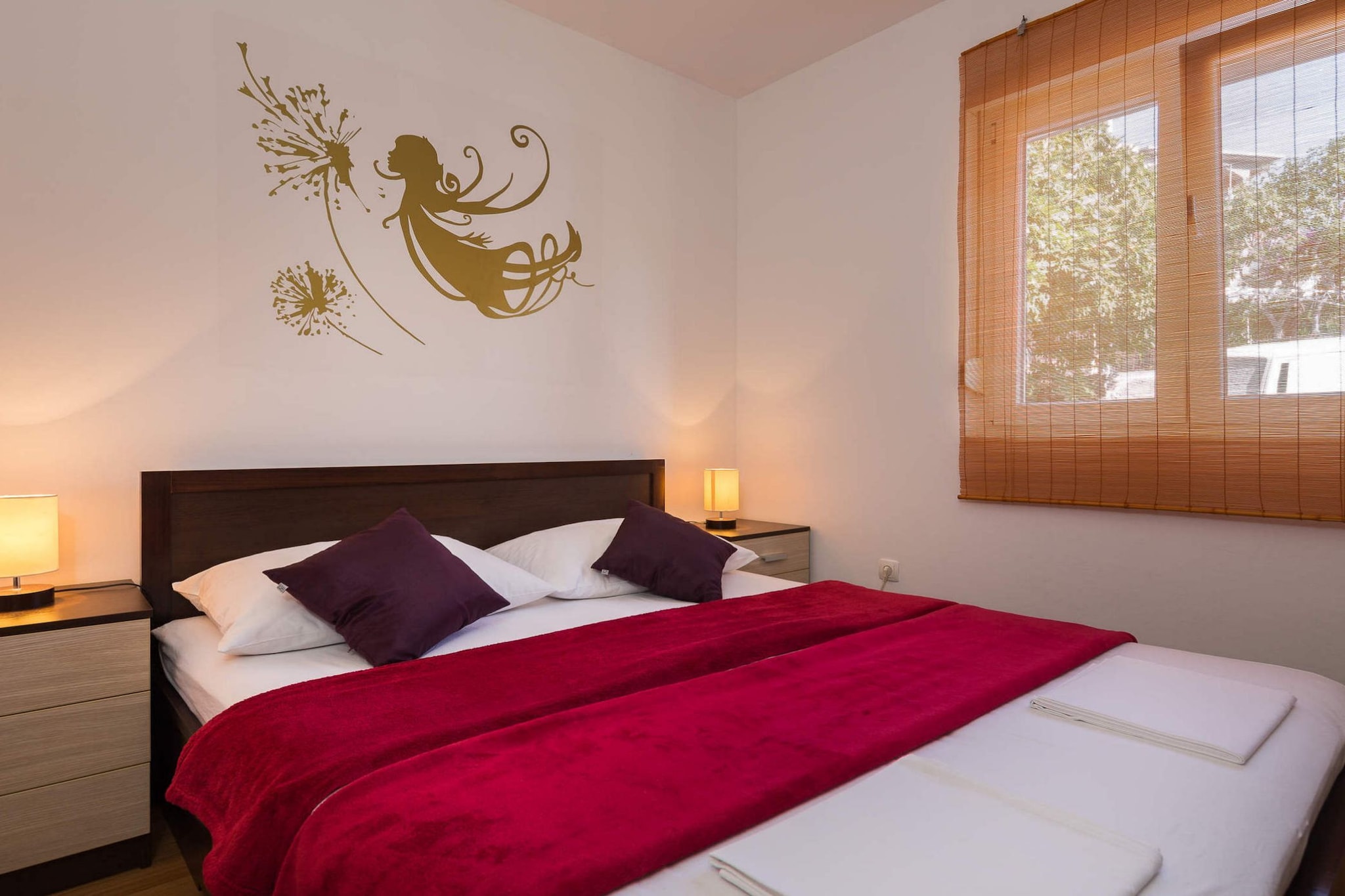 Elegant Hideaway Apartment with Pool - Two Bedroom Apartment with Pool